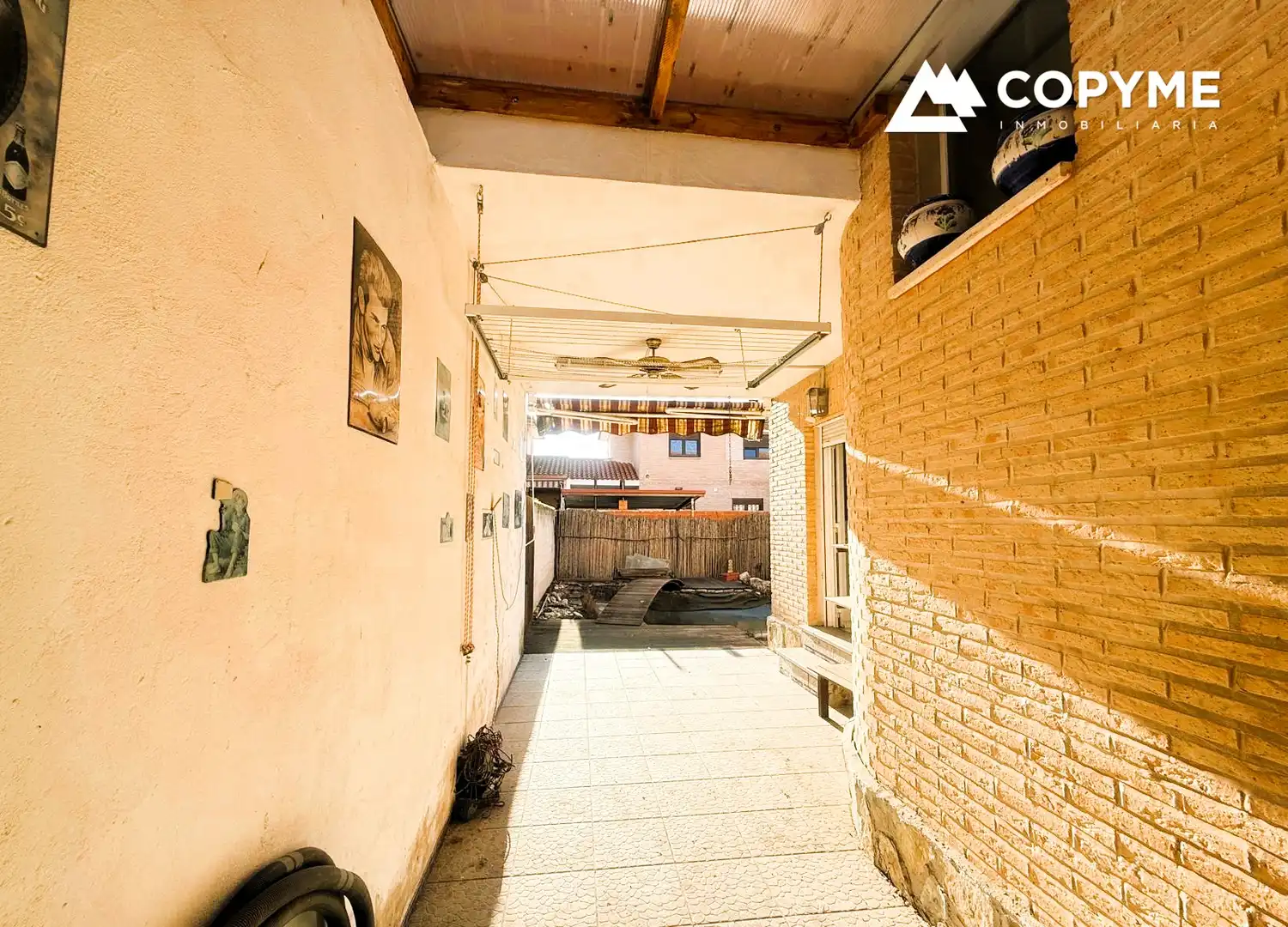 Vista exterior de Casa adosada en venta en Santa Olalla con Aire acondicionado, Calefacción y Jardín privado