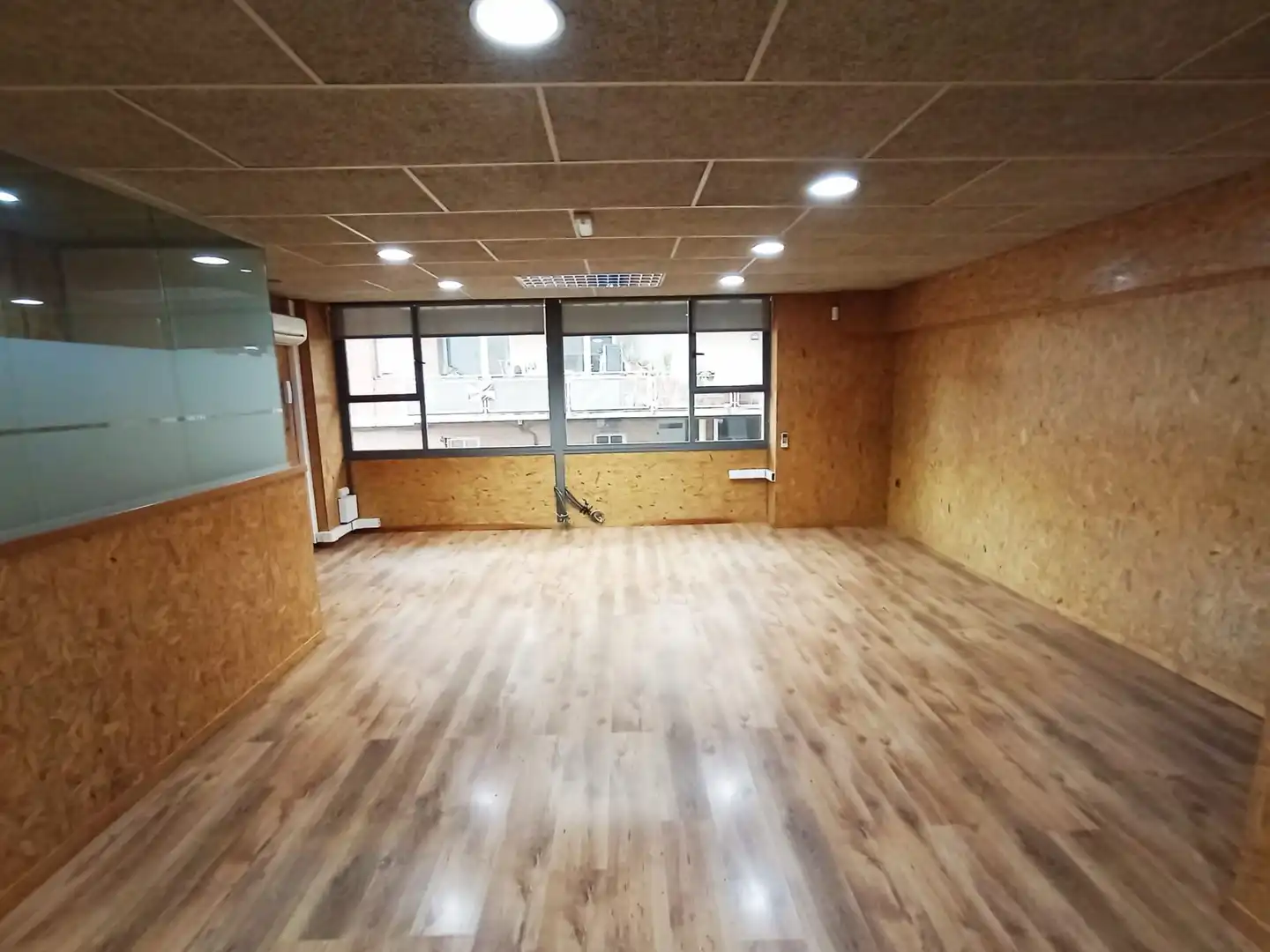 Büro zur Miete in Sud