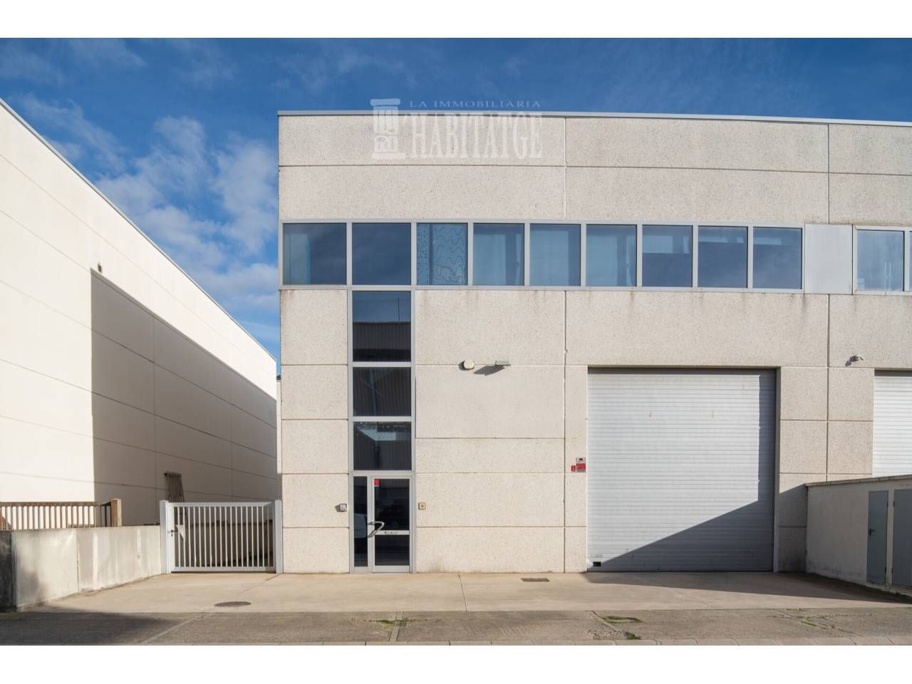 Vista exterior de Nave industrial en venta en Balenyà