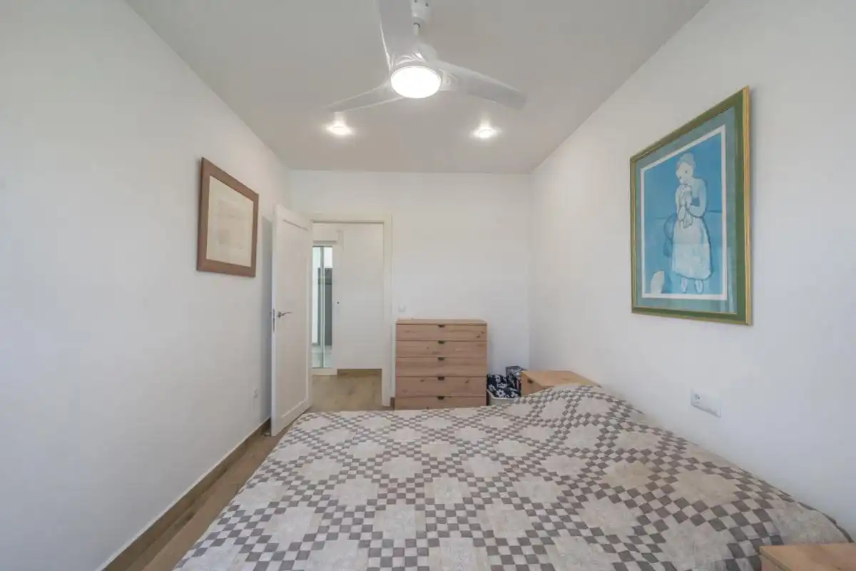 Habitación de Casa o chalet en venta en San Miguel de Salinas con Aire acondicionado, Calefacción y Jardín privado