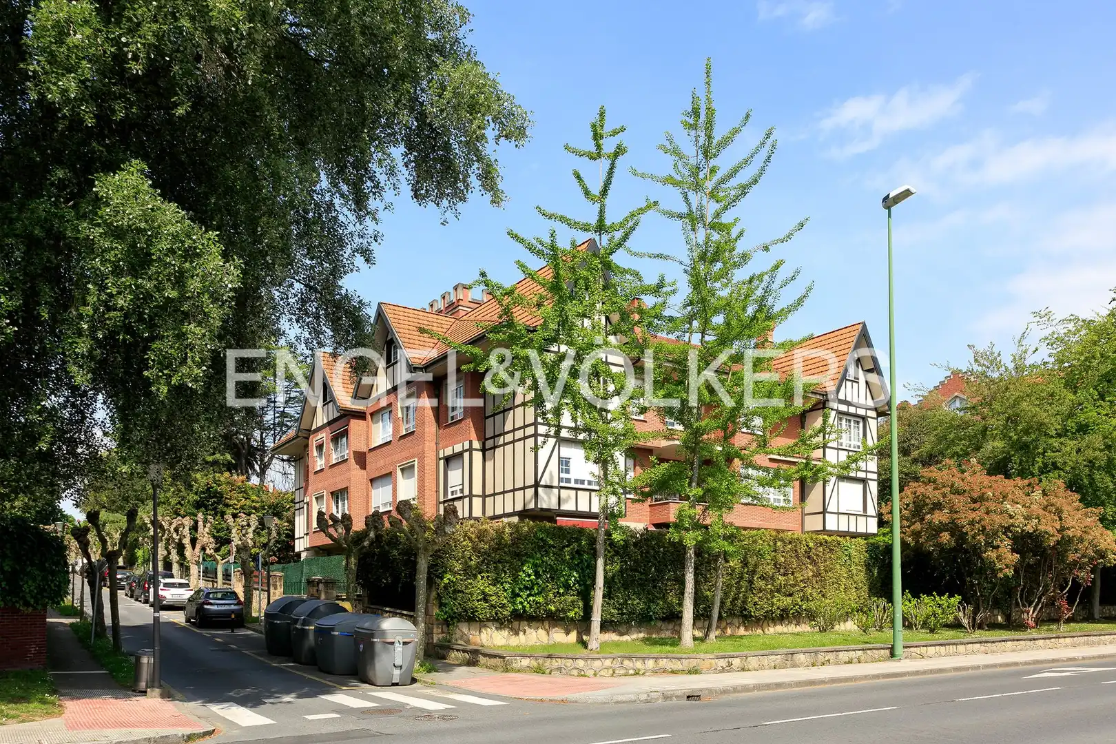 Vista exterior de Piso en venta en Getxo  con Calefacción, Jardín privado y Parquet