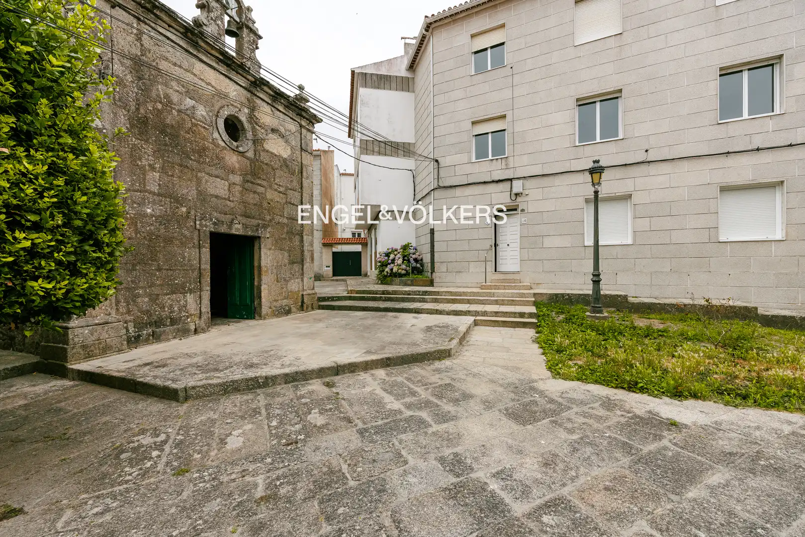 Vista exterior de Piso en venta en Baiona con Calefacción y Terraza