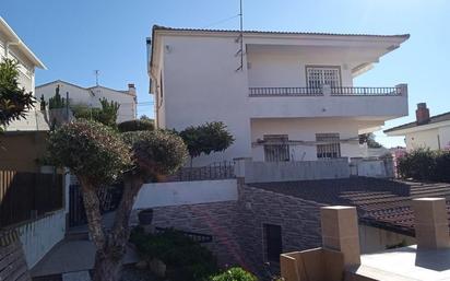 Exterior view of House or chalet for sale in La Pobla de Montornès    with Balcony