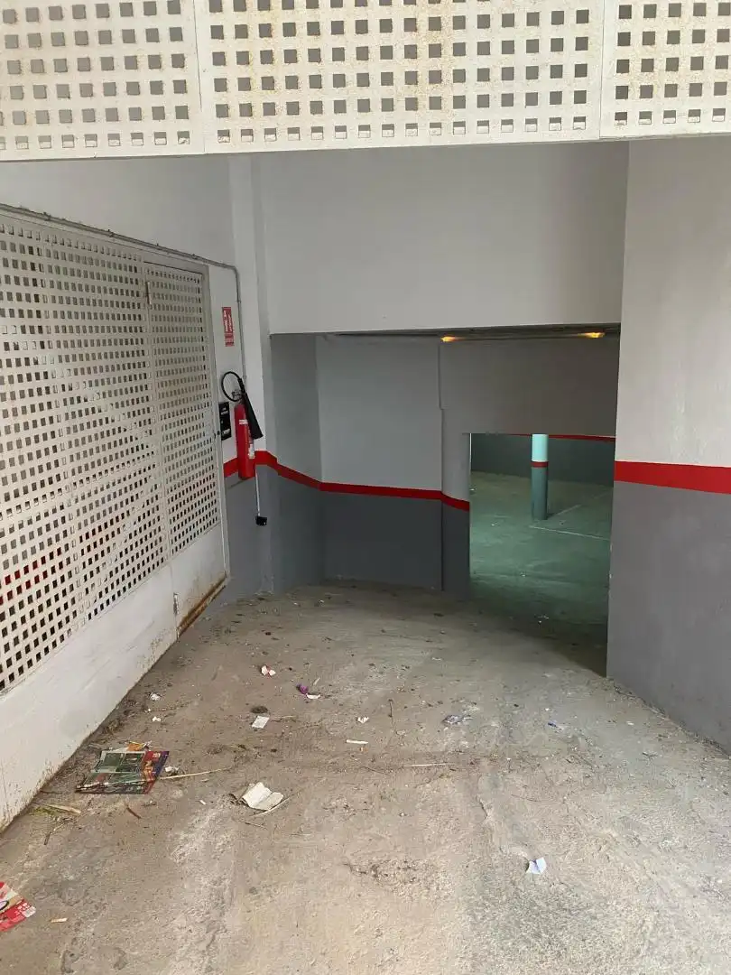 Parking de Garaje de alquiler en L'Ampolla