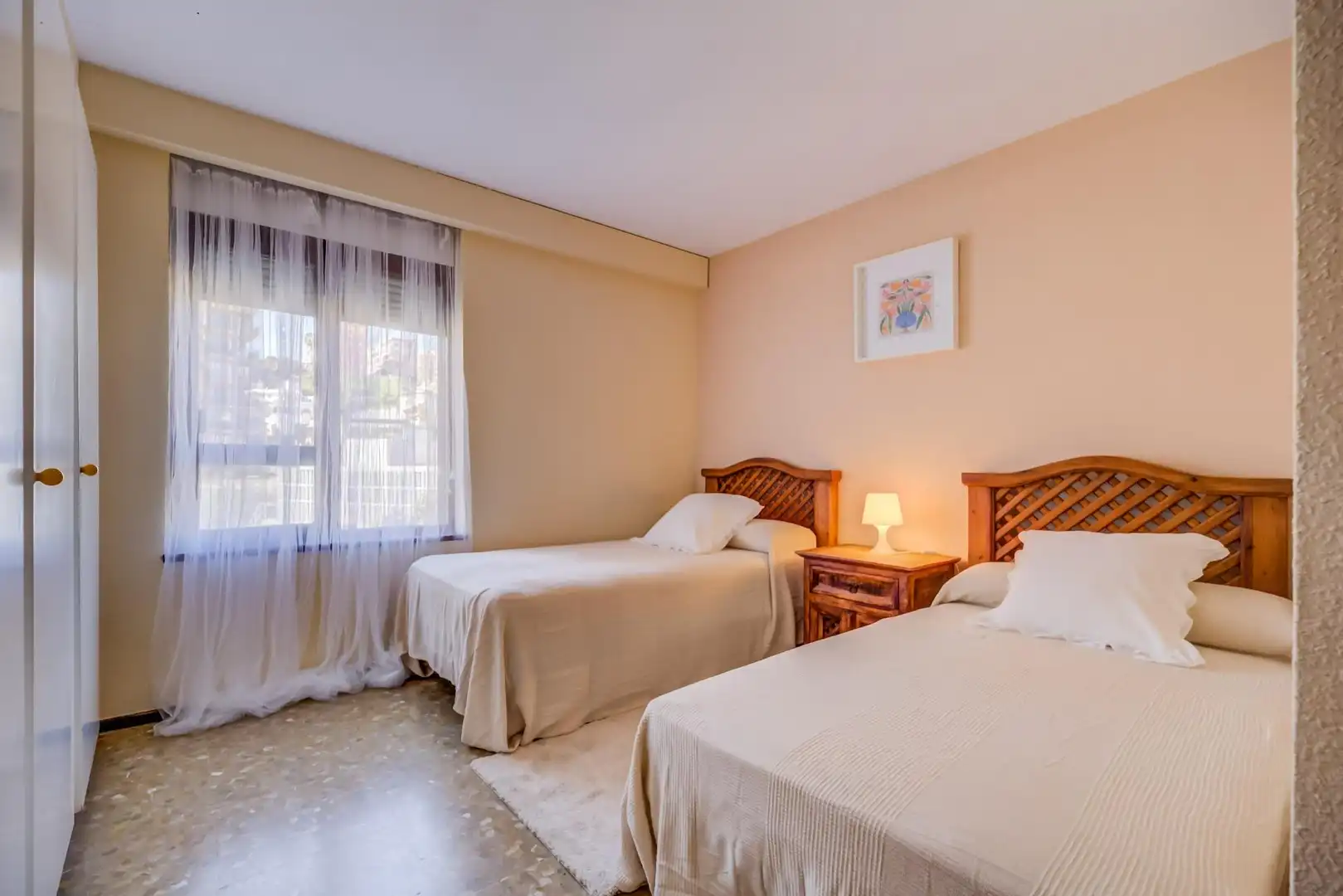 Habitación de Piso en venta en Torremolinos con Aire acondicionado, Jardín privado y Terraza