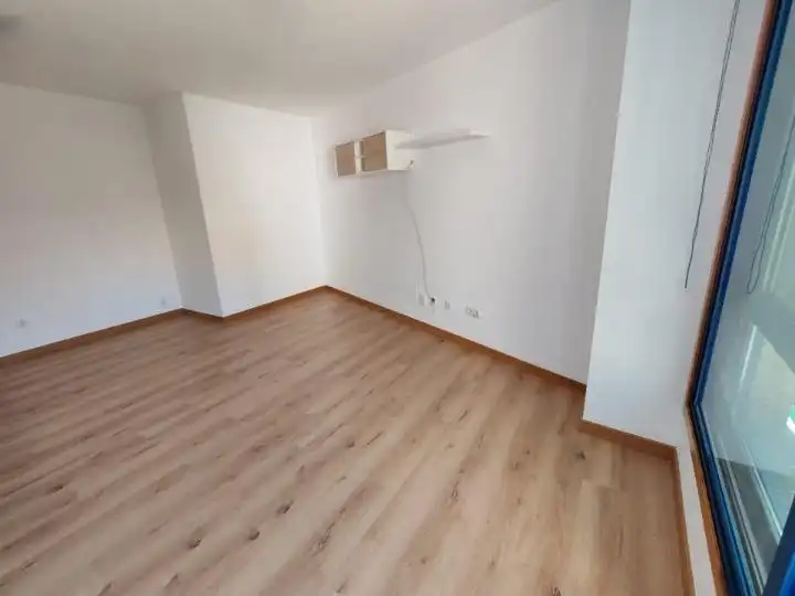 Flat with lift for sale in COCHON (DO), imagen 4