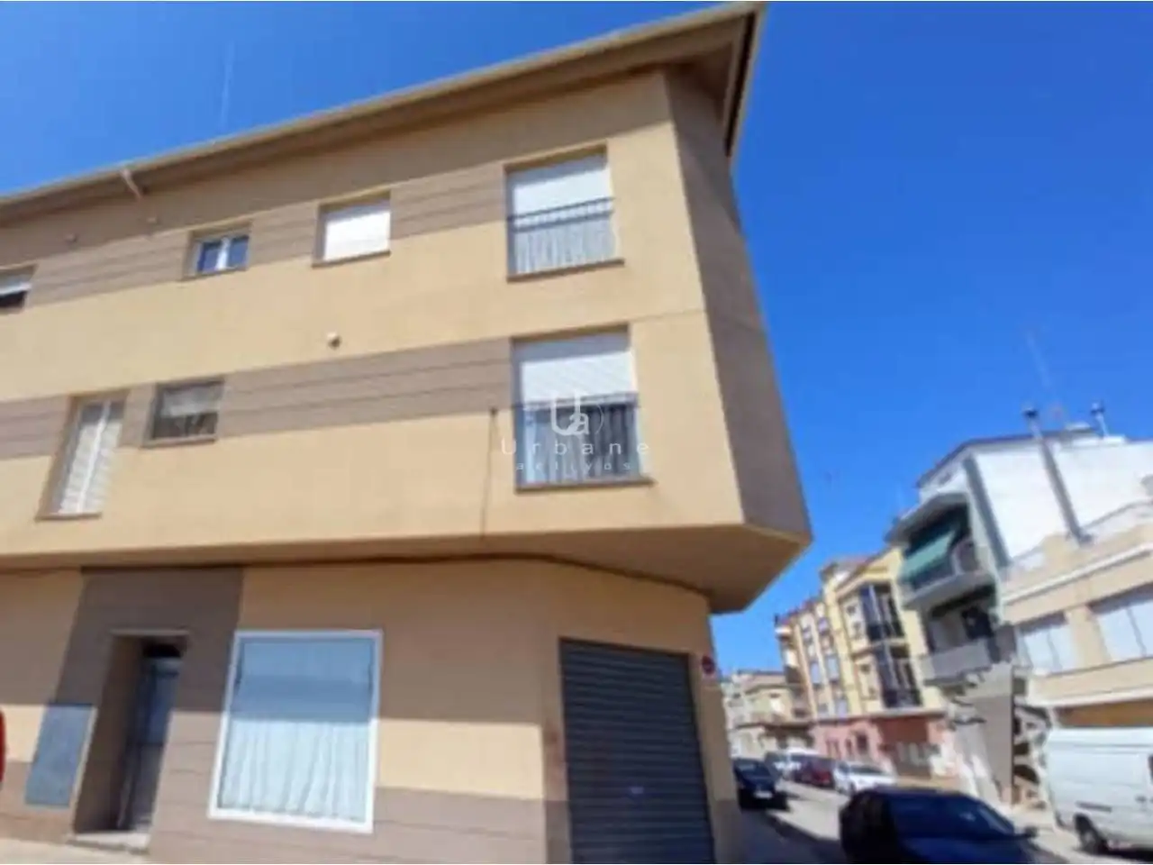 Vista exterior de Pis en venda en Alzira amb Balcó