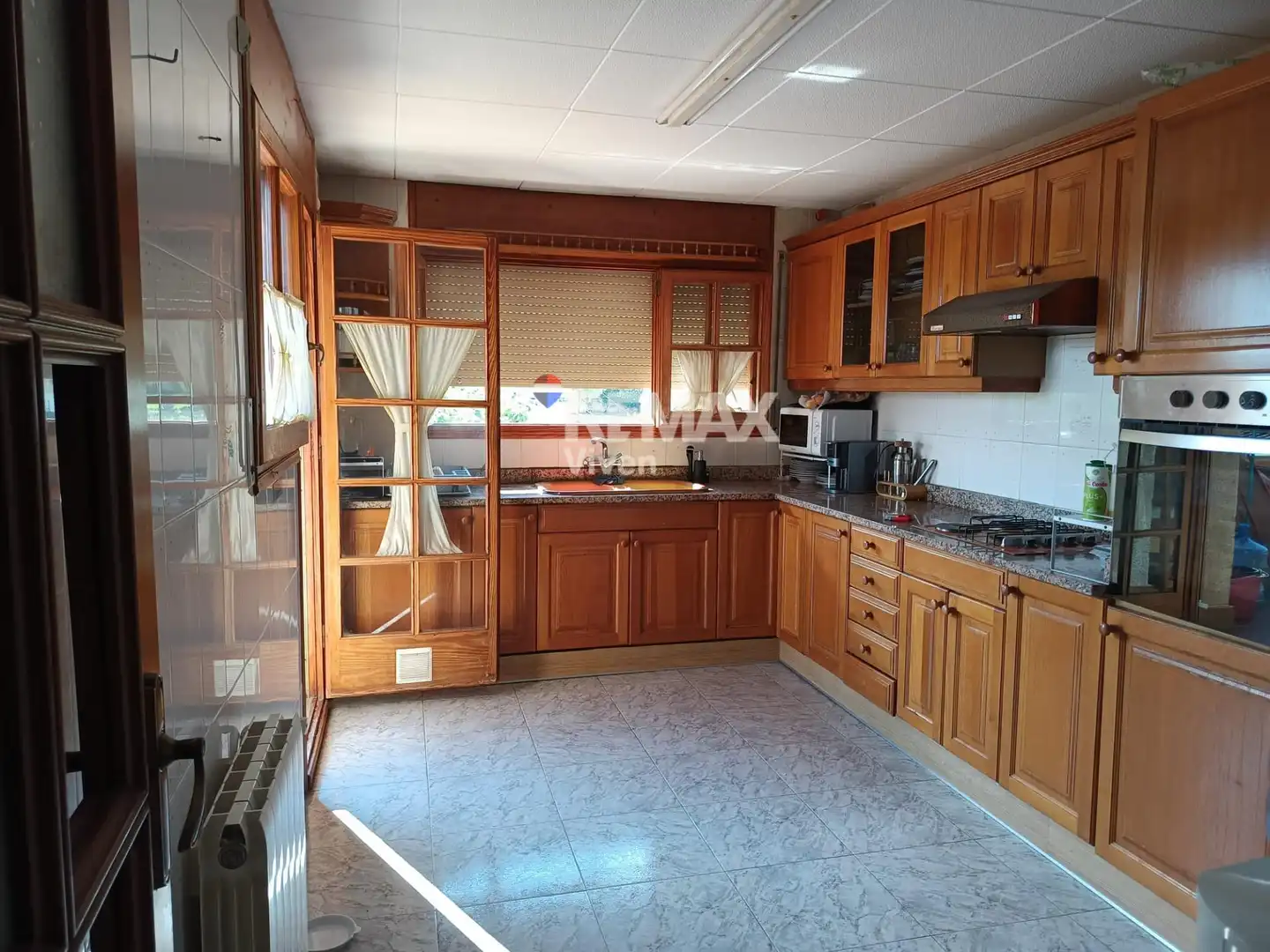 Cuina de Casa o xalet en venda en Cunit amb Calefacció