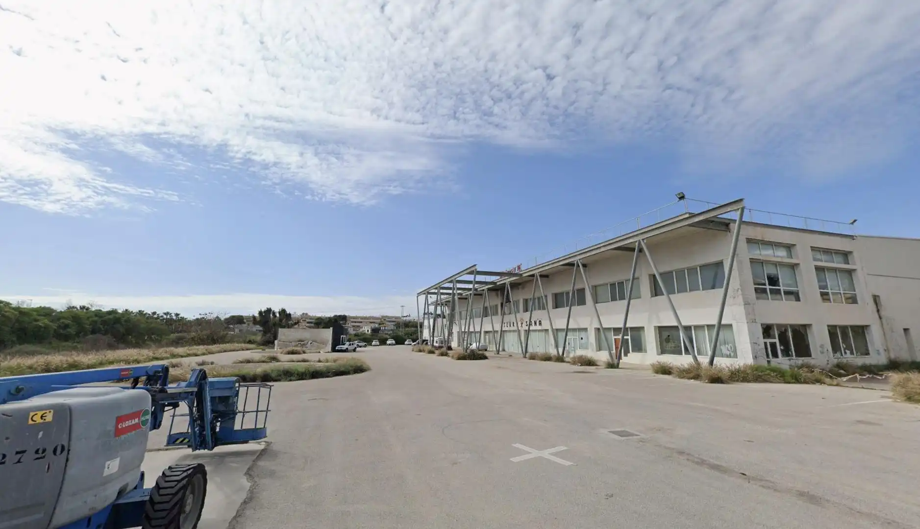 Vista exterior de Nave industrial en venta en Estepona