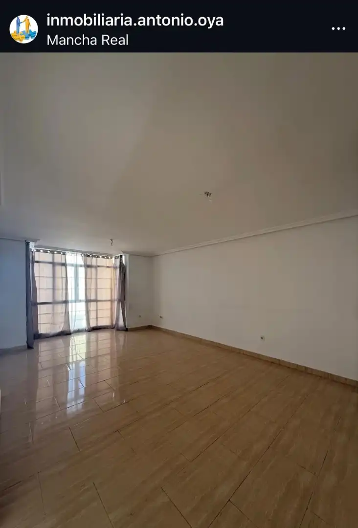Casa con terraza en venta en Mancha Real, imagen 2