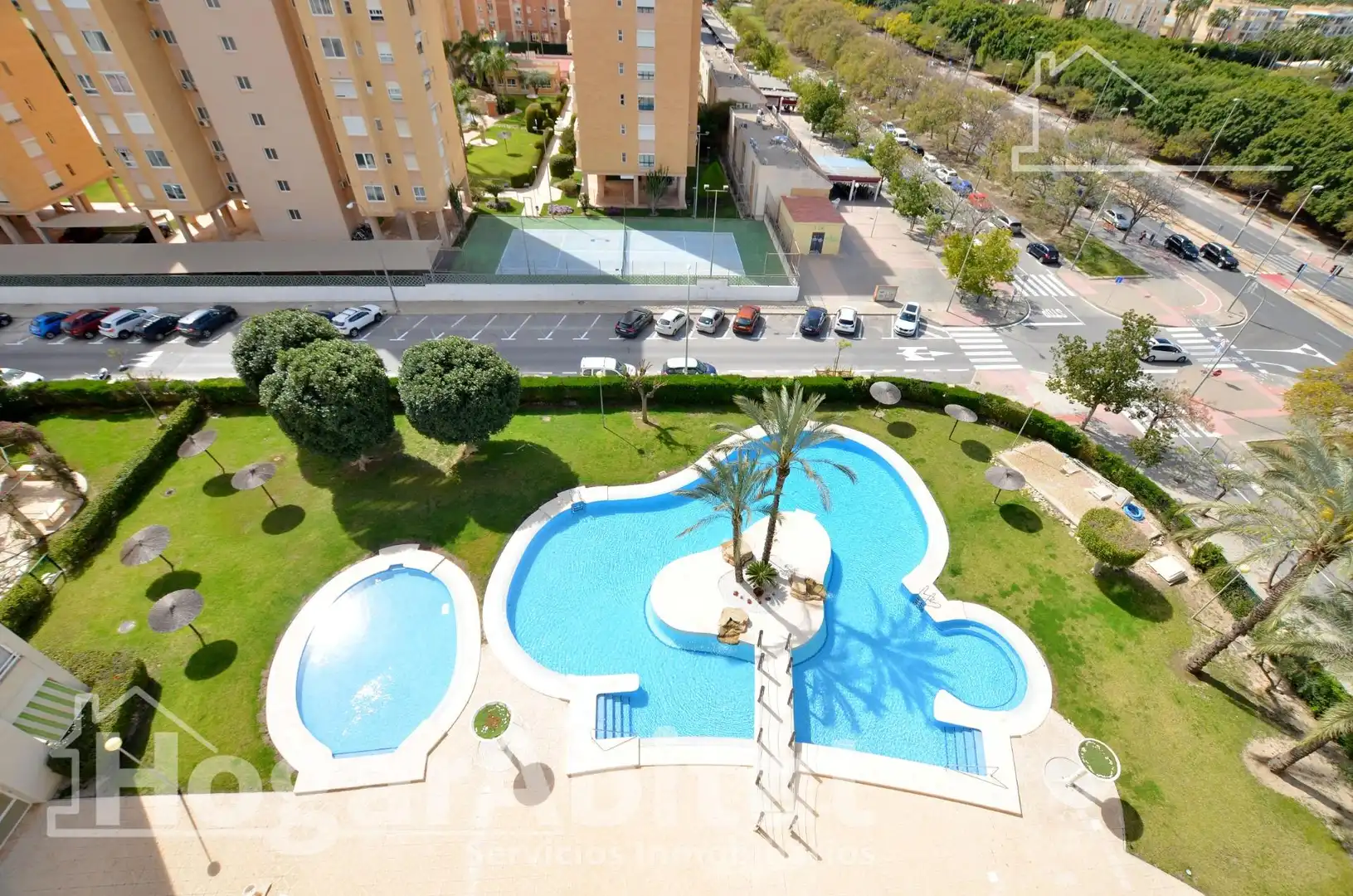 Piscina de Ático en venta en Alicante / Alacant con Calefacción, Jardín privado y Terraza