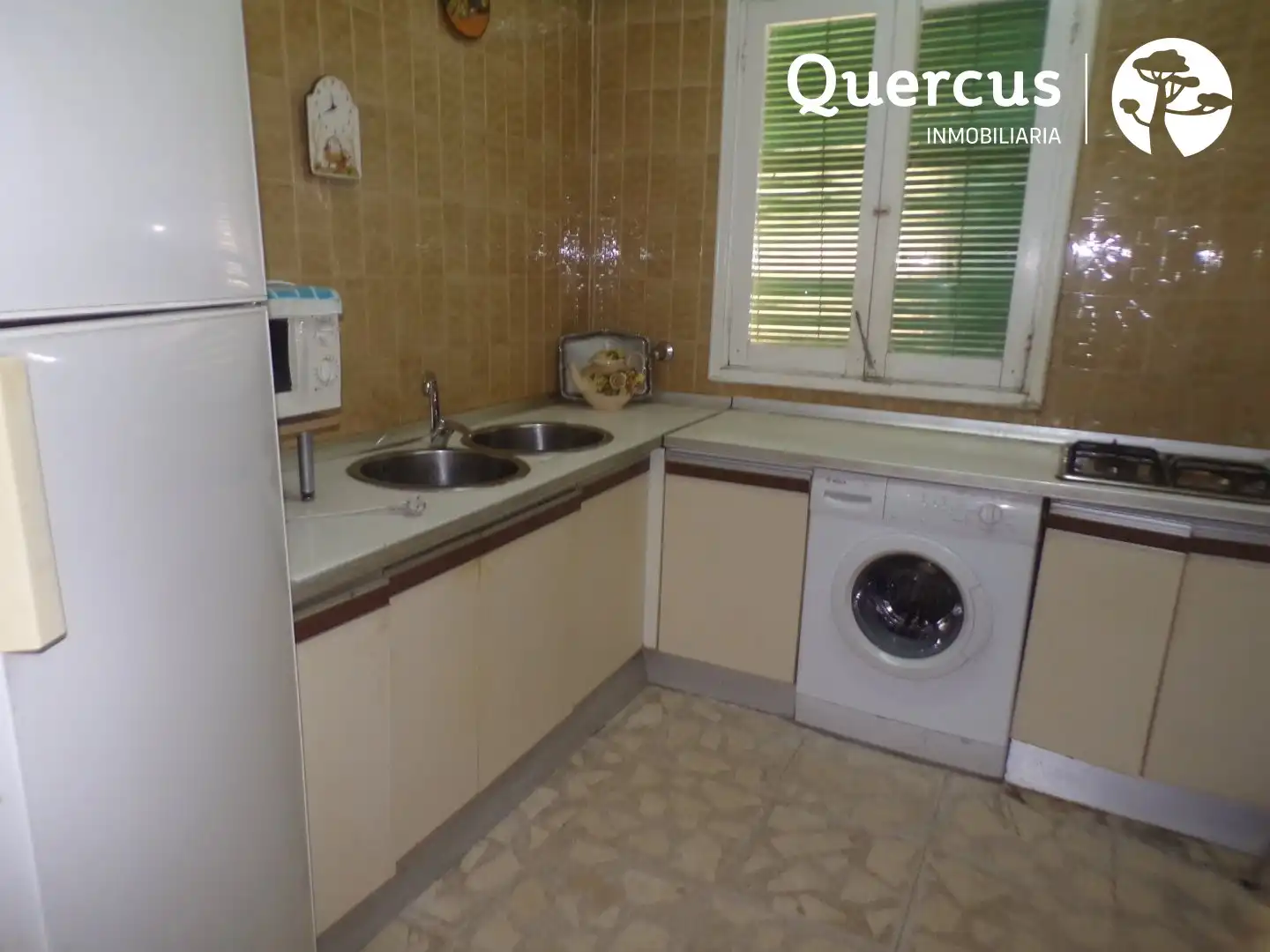 Cuina de Casa o xalet en venda en Pinarnegrillo amb Calefacció i Jardí privat