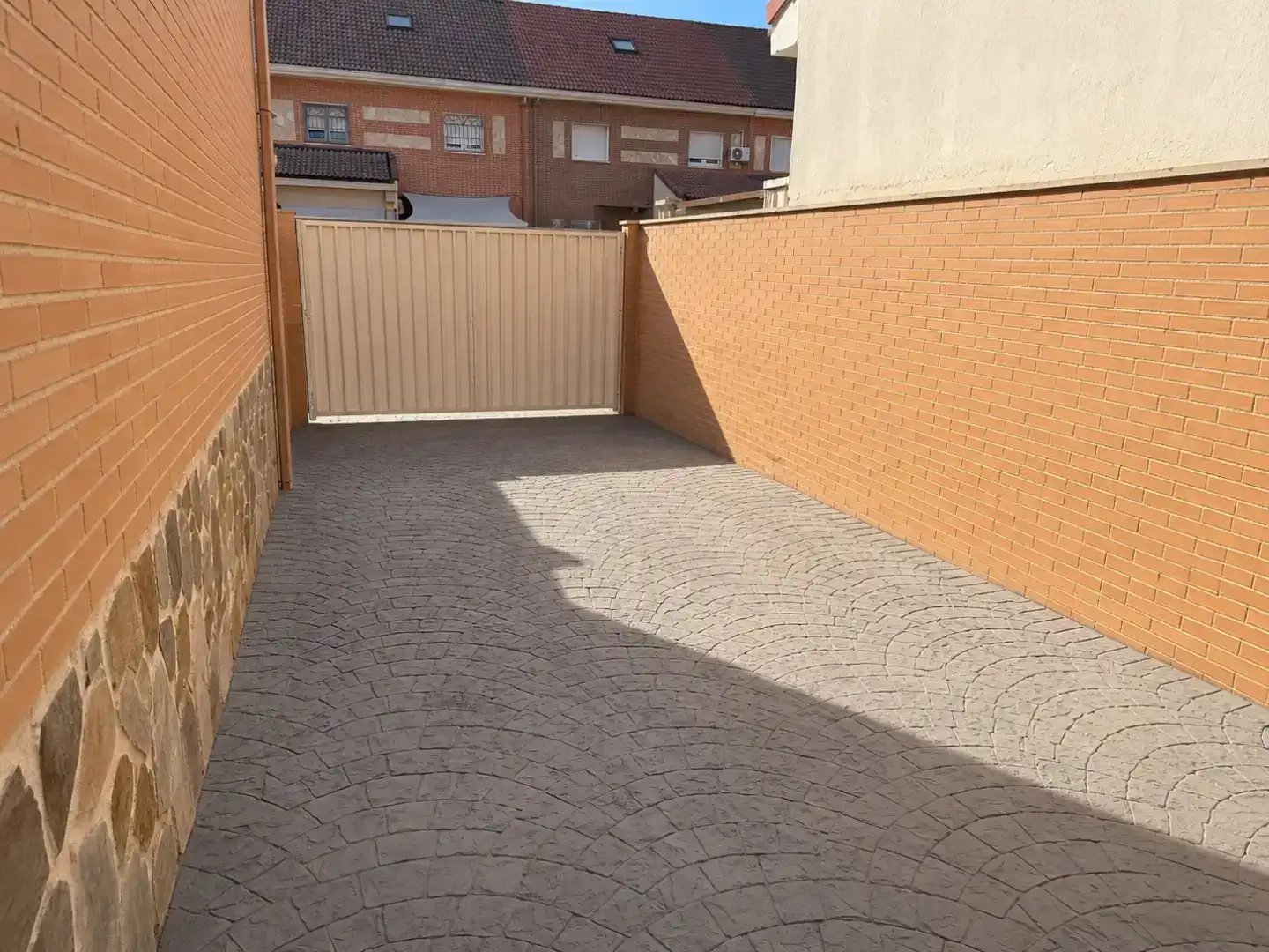 Terrassa de Casa adosada en venda en Yuncos amb Aire condicionat i Balcó