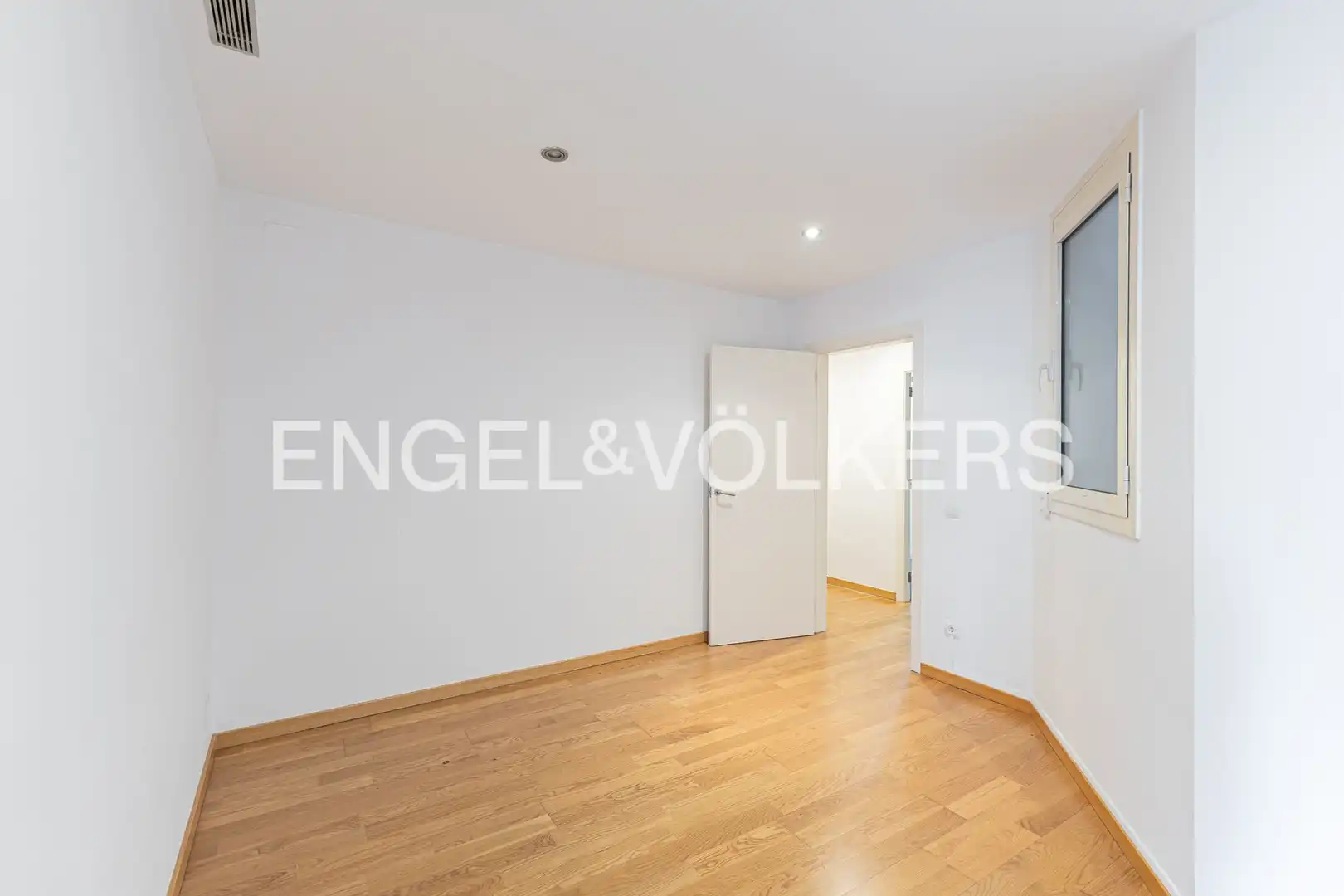 Piso en venta en Barcelona con Aire acondicionado, Calefacción y Parquet