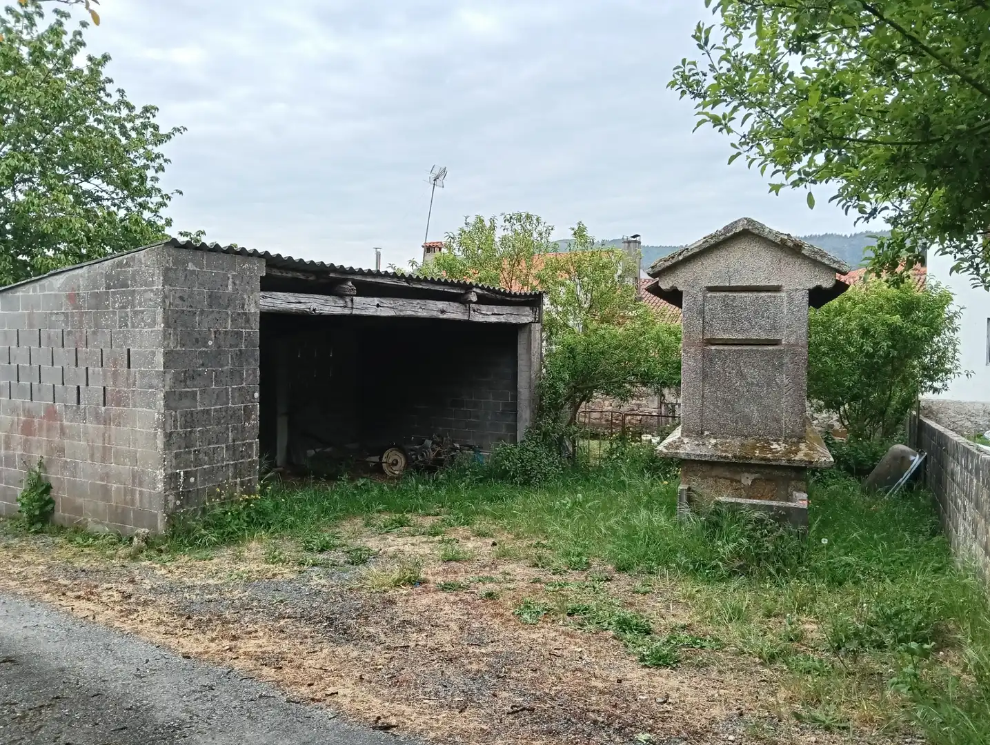 Casa adosada en venda en Coirós amb Jardí privat i Traster