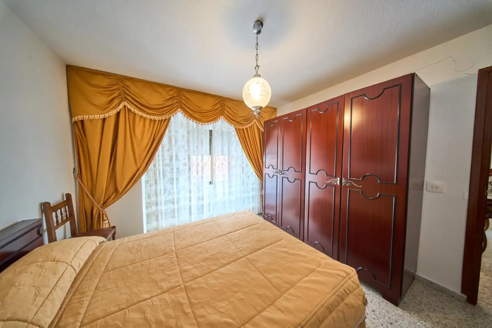 Dormitori de Casa o xalet en venda en Moclín