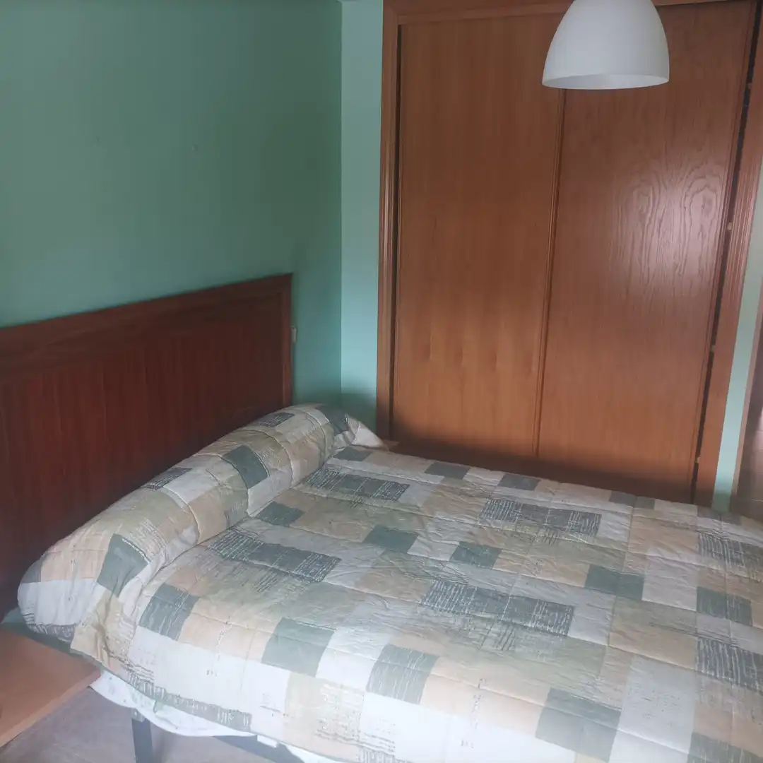 Habitación de Apartamento en venta en Quintanar de la Orden con Aire acondicionado, Calefacción y Parquet