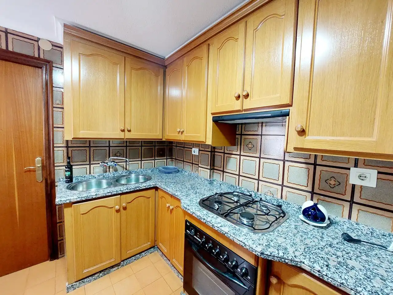 Kitchen of Flat for rent in Elche / Elx  with Air Conditioner, Furnished and Balcony