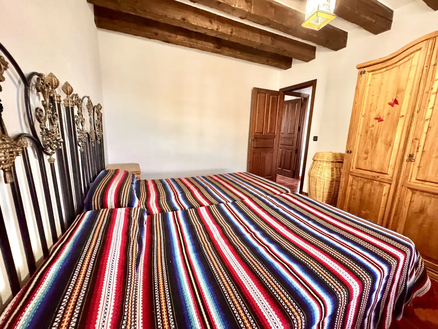 Bedroom of Buildings for sale in Juviles  with Alarm