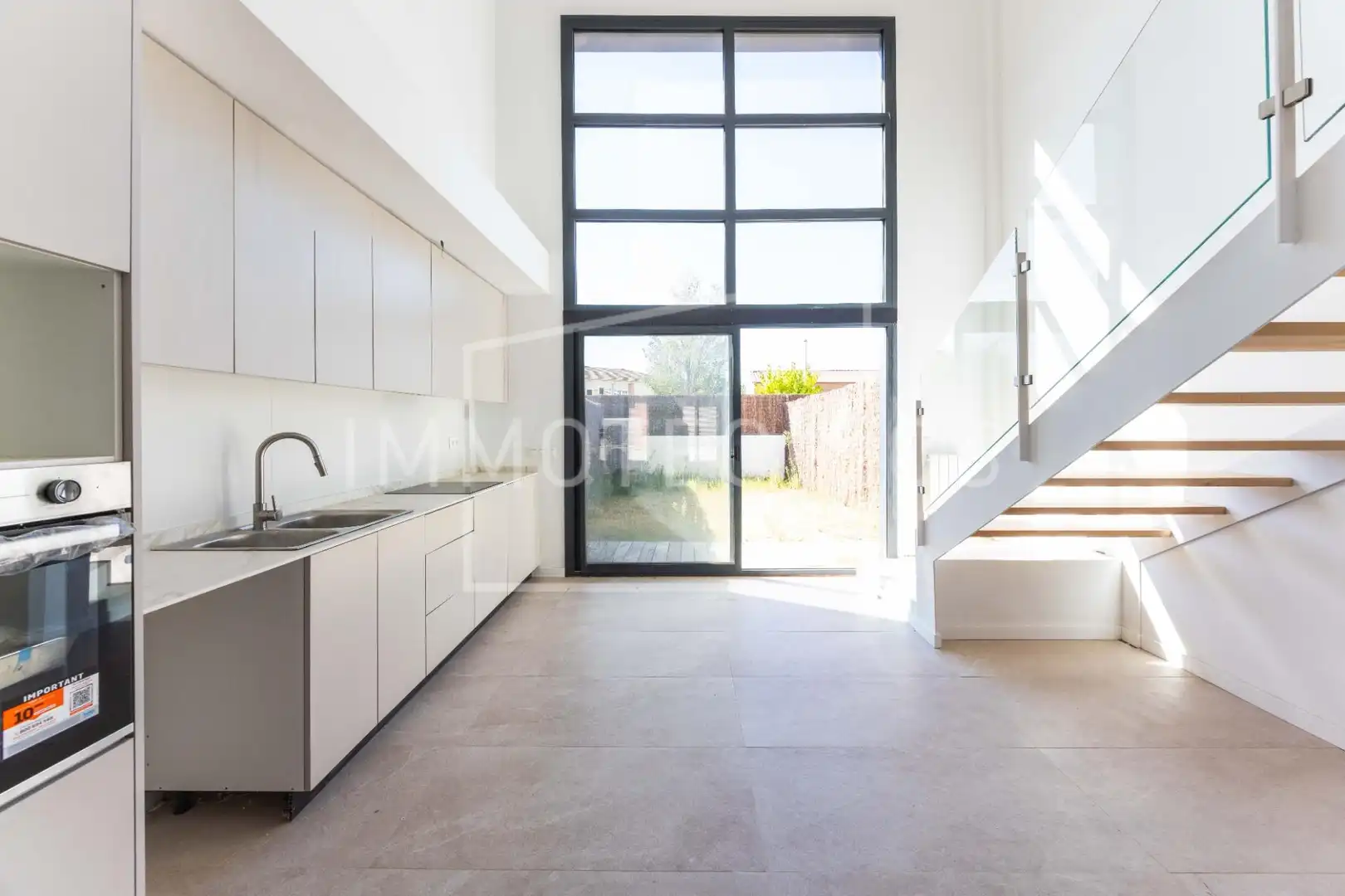 Adosado con jardín en venta en Carrer TURO DE L'HOME, imagen 6