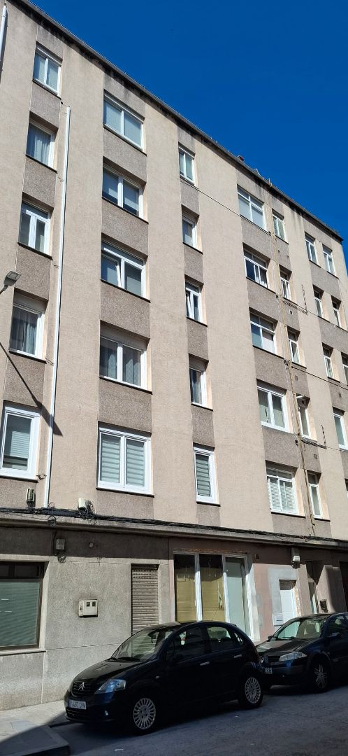 Vista exterior de Pis en venda en A Coruña Capital  amb Parquet, Traster i Moblat