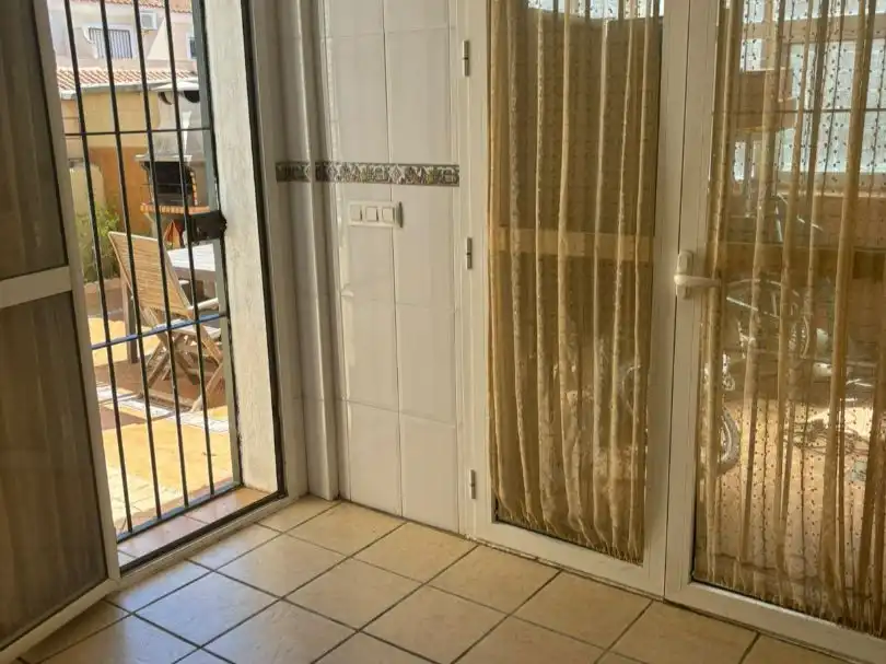 Casa o chalet en venta en Los Barrios con Jardín privado, Terraza y Trastero