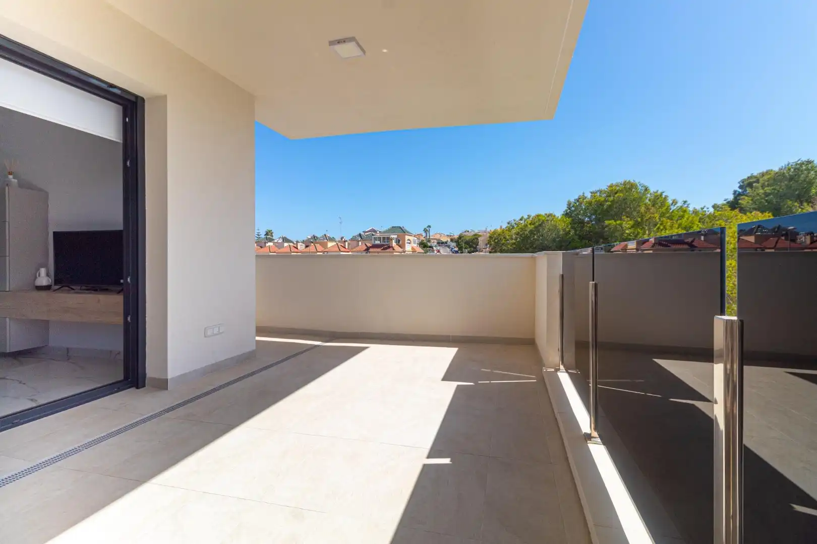 Apartamento con piscina en venta en Calle Almendros, imagen 7