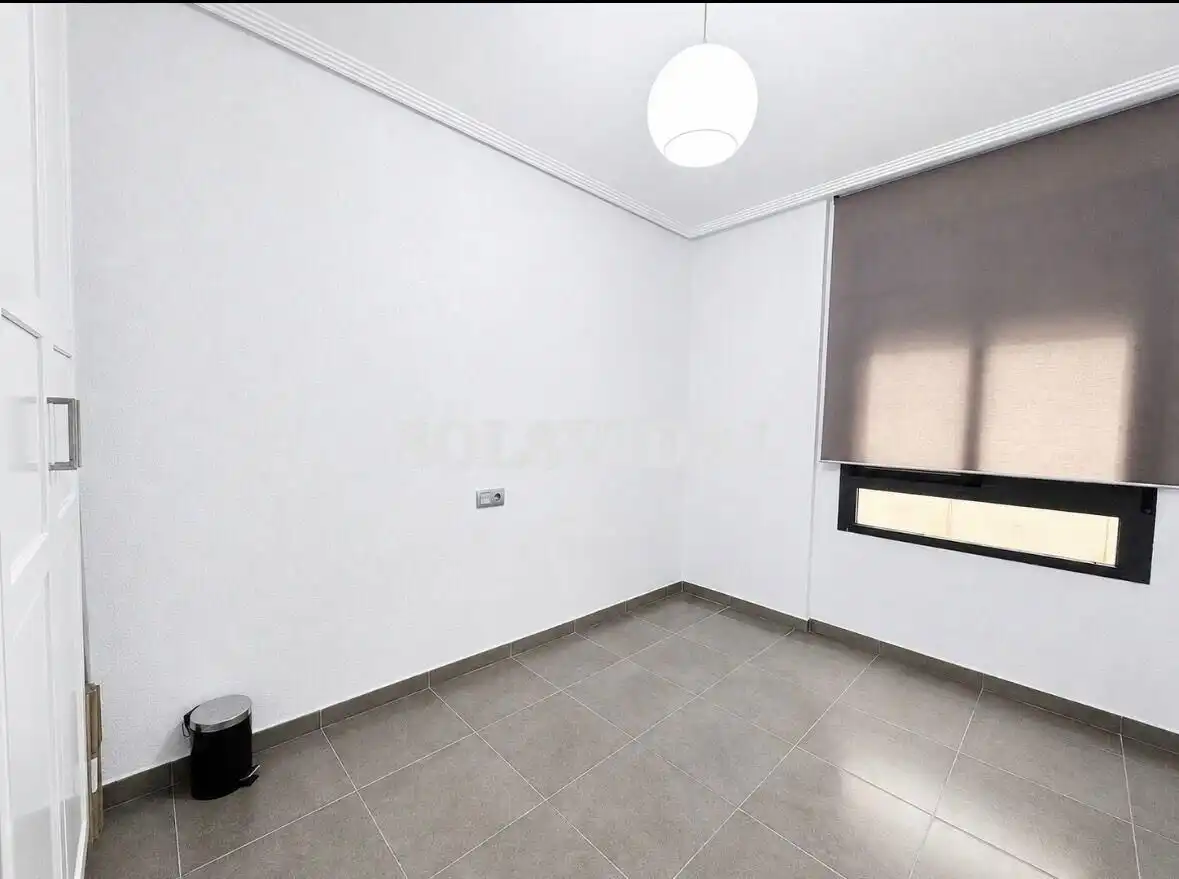 Wohnung zur Miete in Orihuela mit Klimaanlage und Möbliert
