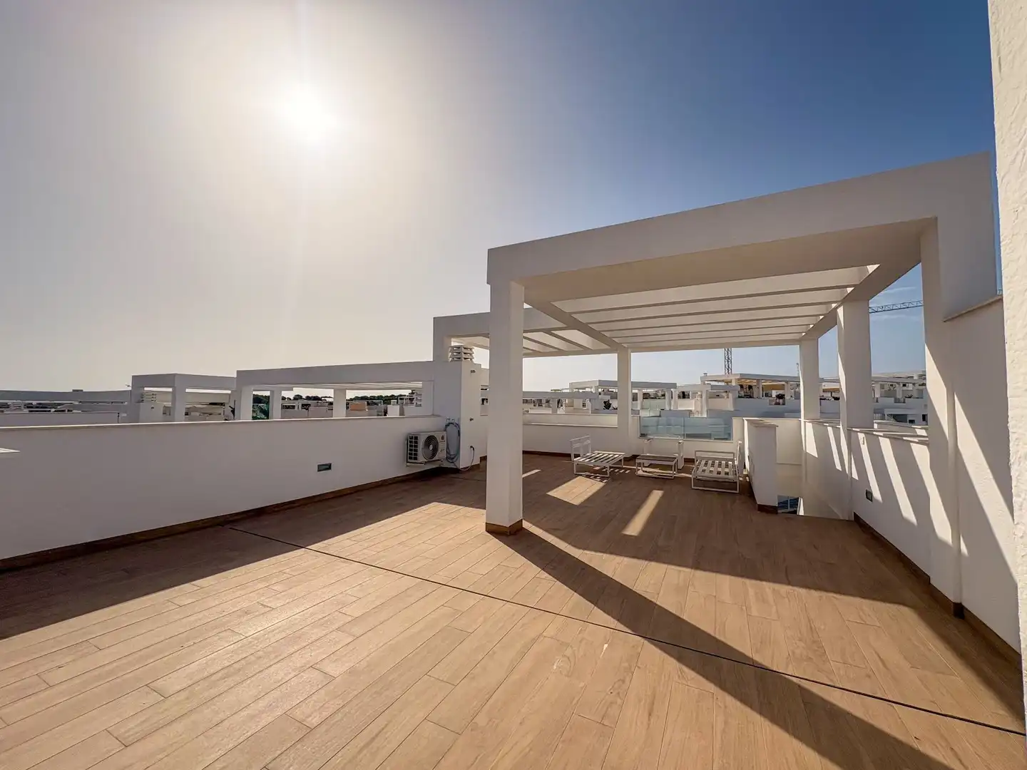 Terraza de Piso de alquiler en Torrevieja con Aire acondicionado, Calefacción y Jardín privado