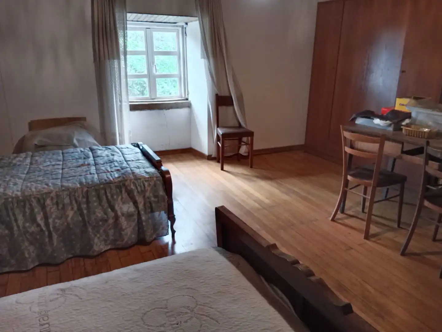 Habitación de Finca rústica en venta en Becerreá con Jardín privado y Amueblado