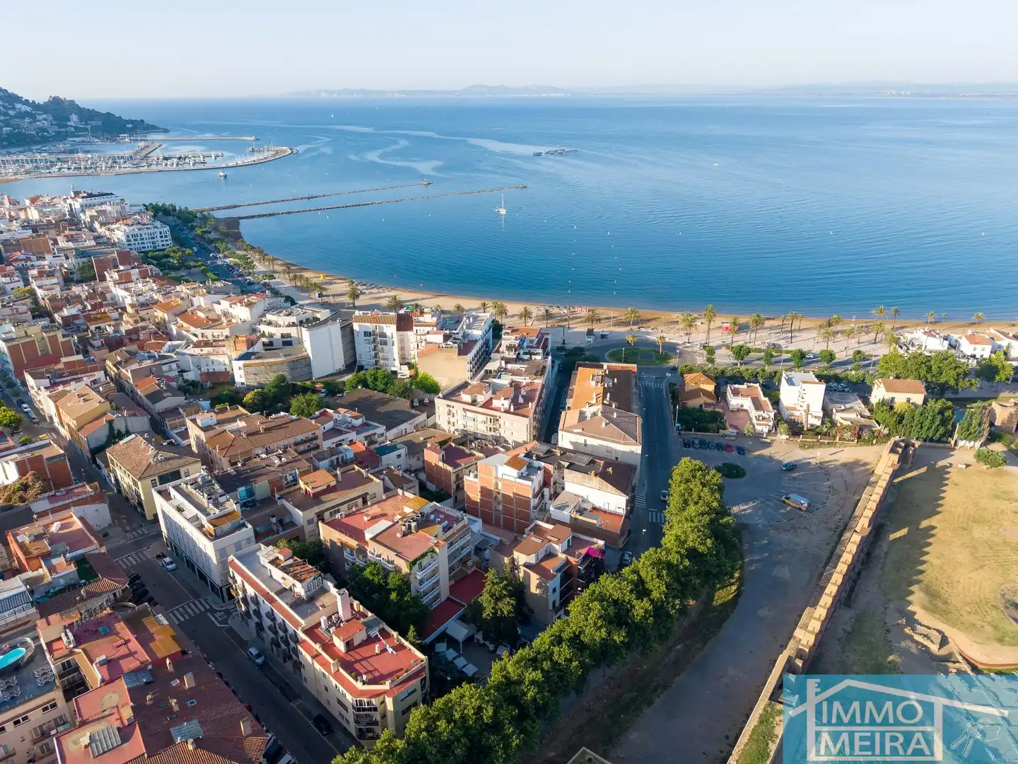 Vista exterior de Apartament en venda en Roses amb Aire condicionat, Calefacció i Terrassa