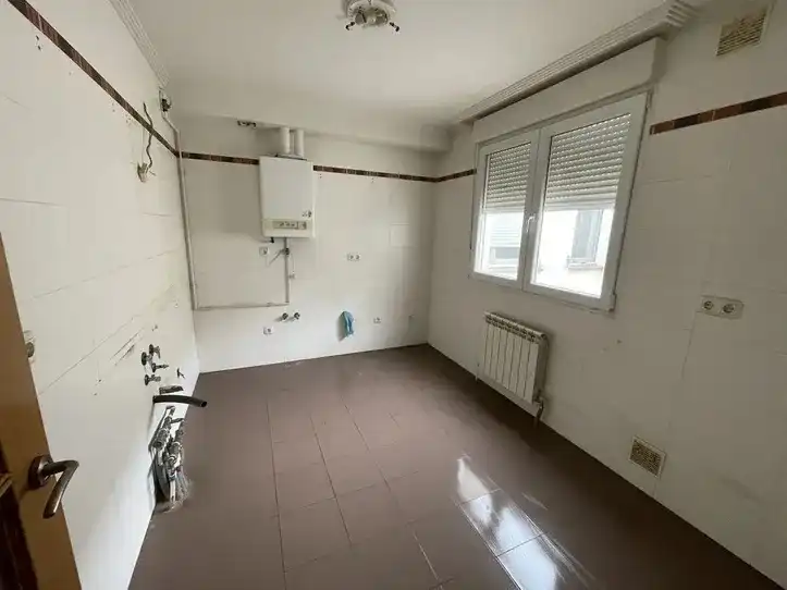 Cocina de Ático en venta en Palencia con Calefacción, Terraza y Trastero