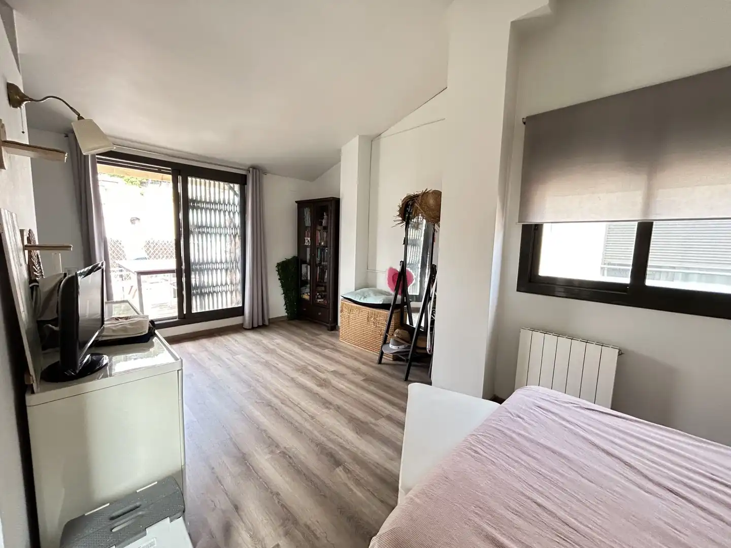 Dormitori de Pis en venda en Vallirana amb Aire condicionat, Calefacció i Terrassa