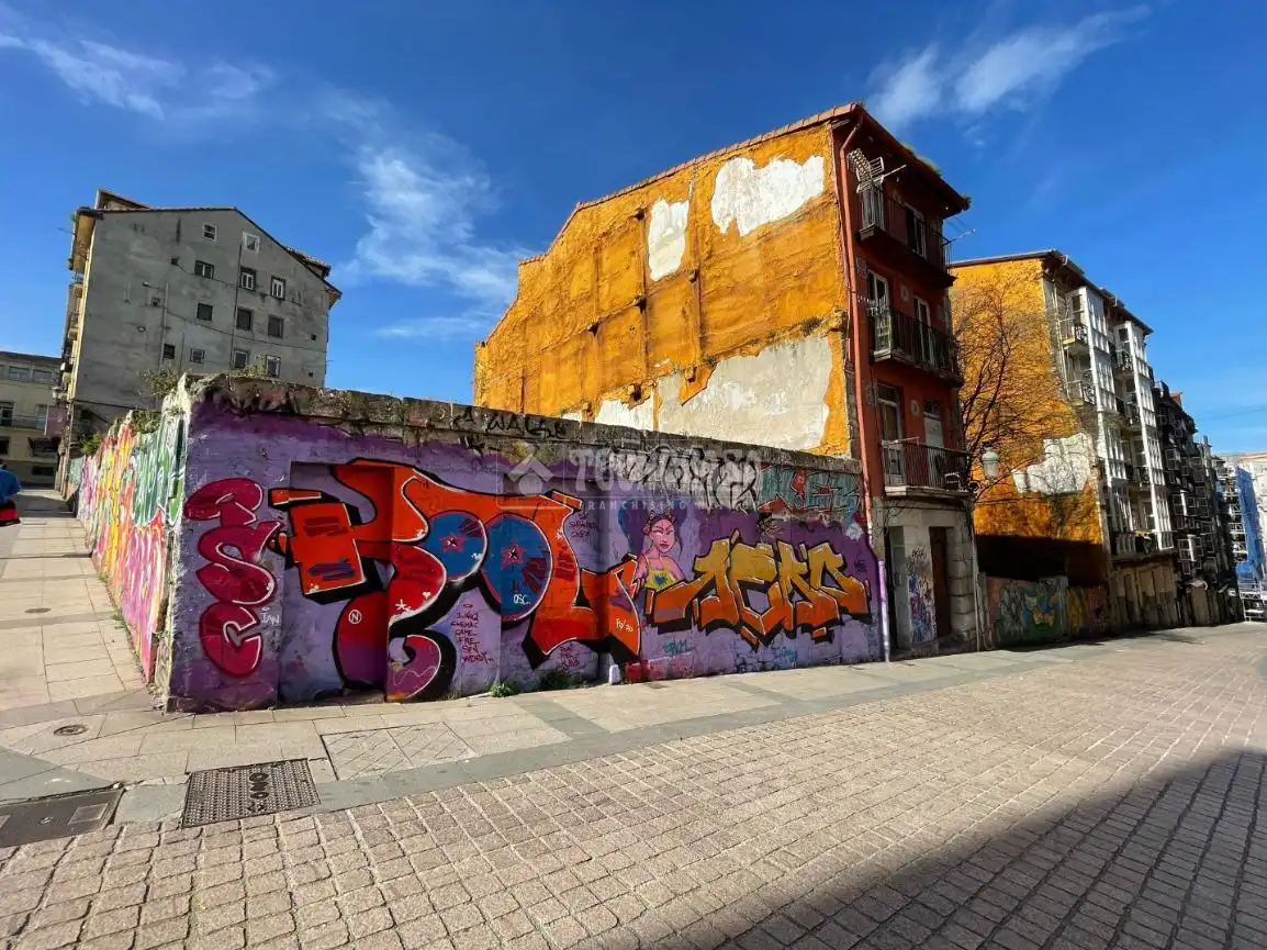 Vista exterior de Piso en venta en Santander