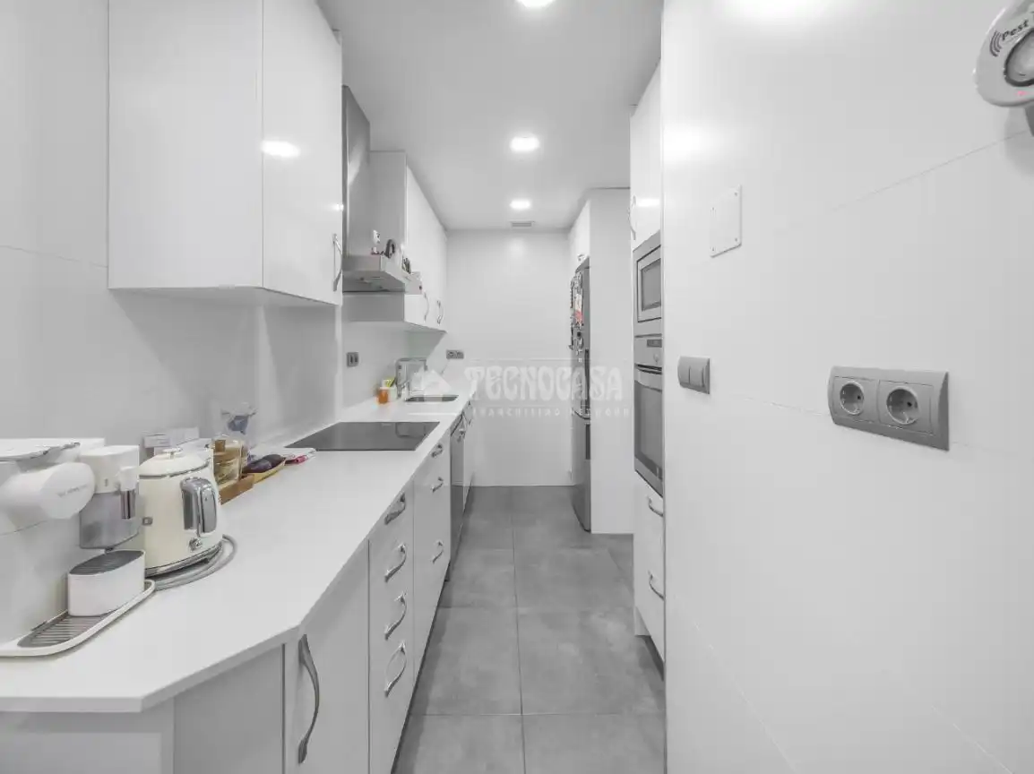Cuina de Pis en venda en Madrid amb Aire condicionat i Calefacció