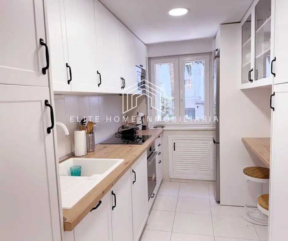Cuina de Apartament en venda en Benicasim / Benicàssim amb Jardí privat, Terrassa i Moblat