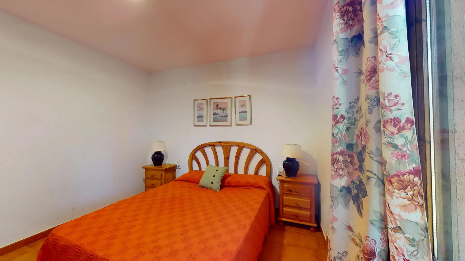 Dormitori de Casa o xalet en venda en Prades amb Calefacció, Jardí privat i Terrassa