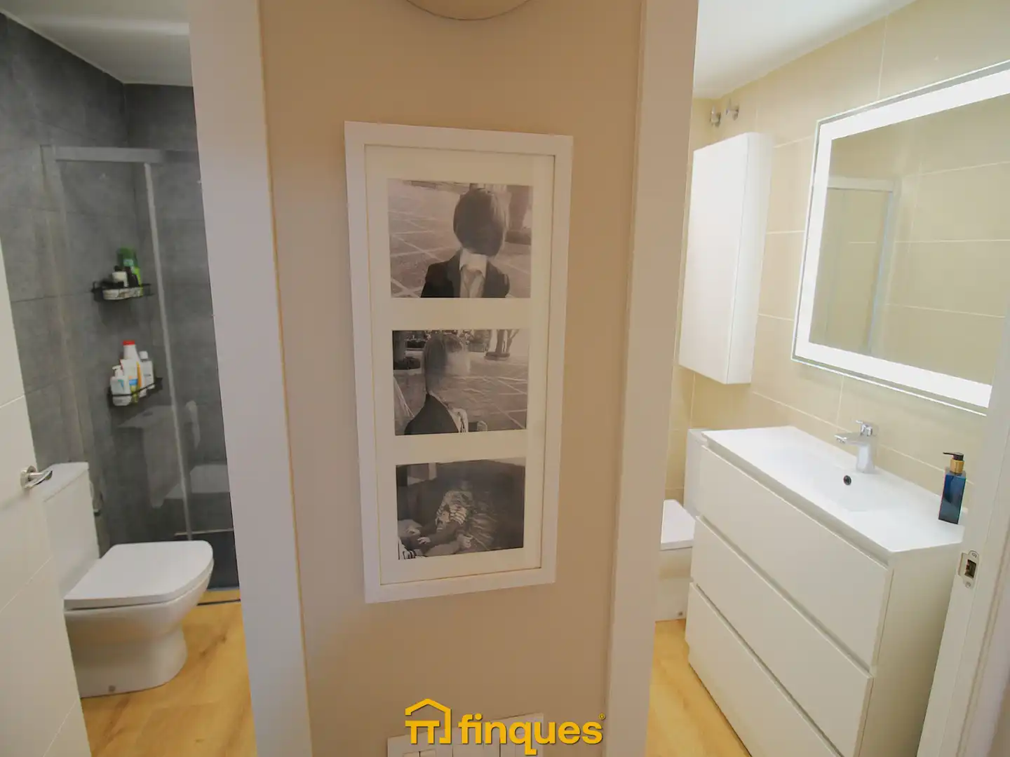 Baño de Piso en venta en Mollet del Vallès con Aire acondicionado, Calefacción y Parquet