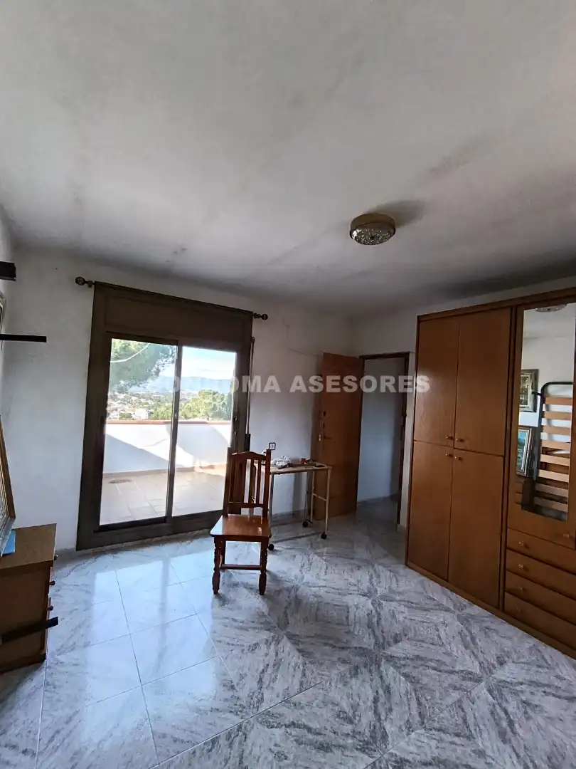 Casa amb terrassa en venda a Montbarbat, imagen 27