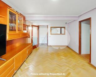 Flat for sale in  Madrid Capital  with Air Conditioner, Heating and Parquet flooring