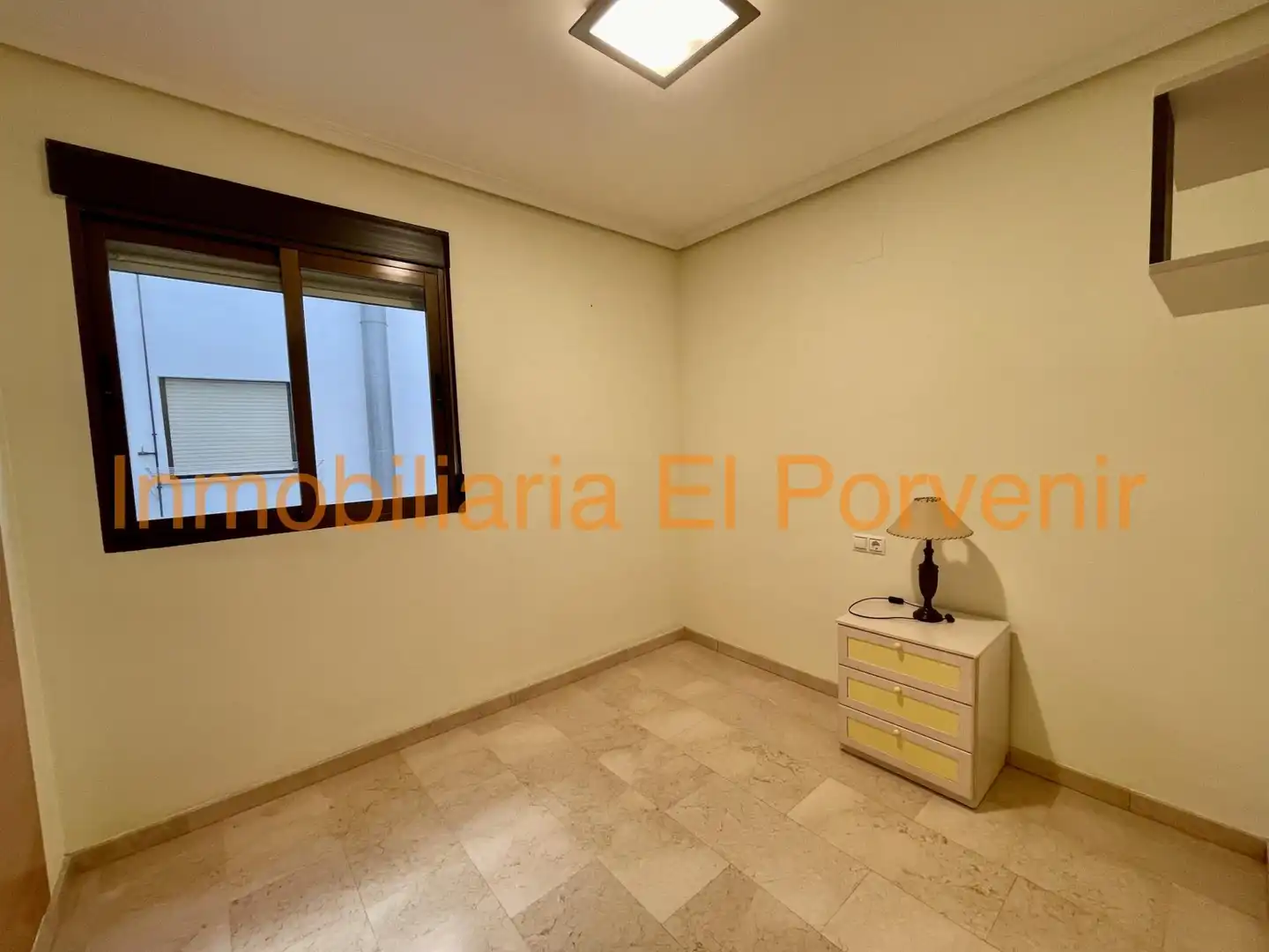 Flat for rent in Torrent  with Air Conditioner, Storage room and Balcony
