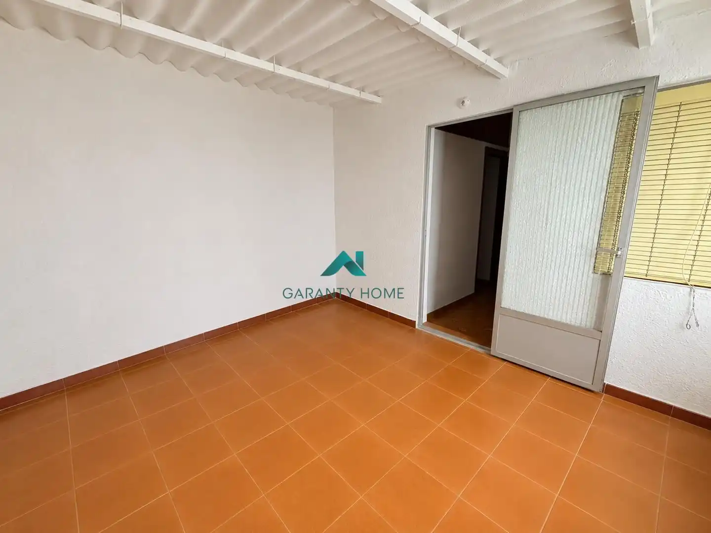Houses for sale in Jamilena  with Air Conditioner, Terrace and Balcony
