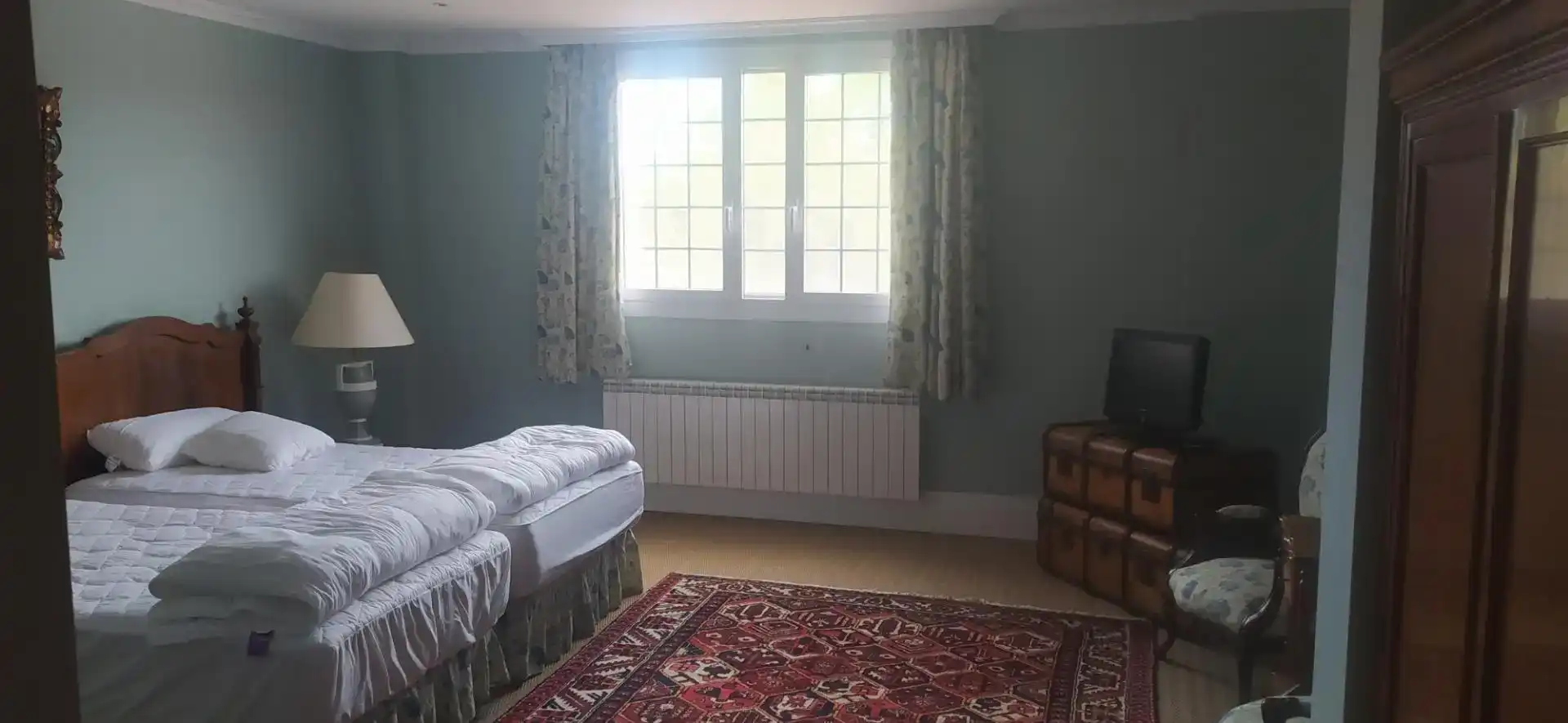Dormitori de Finca rústica en venda en Viloria de Rioja amb Aire condicionat, Jardí privat i Parquet