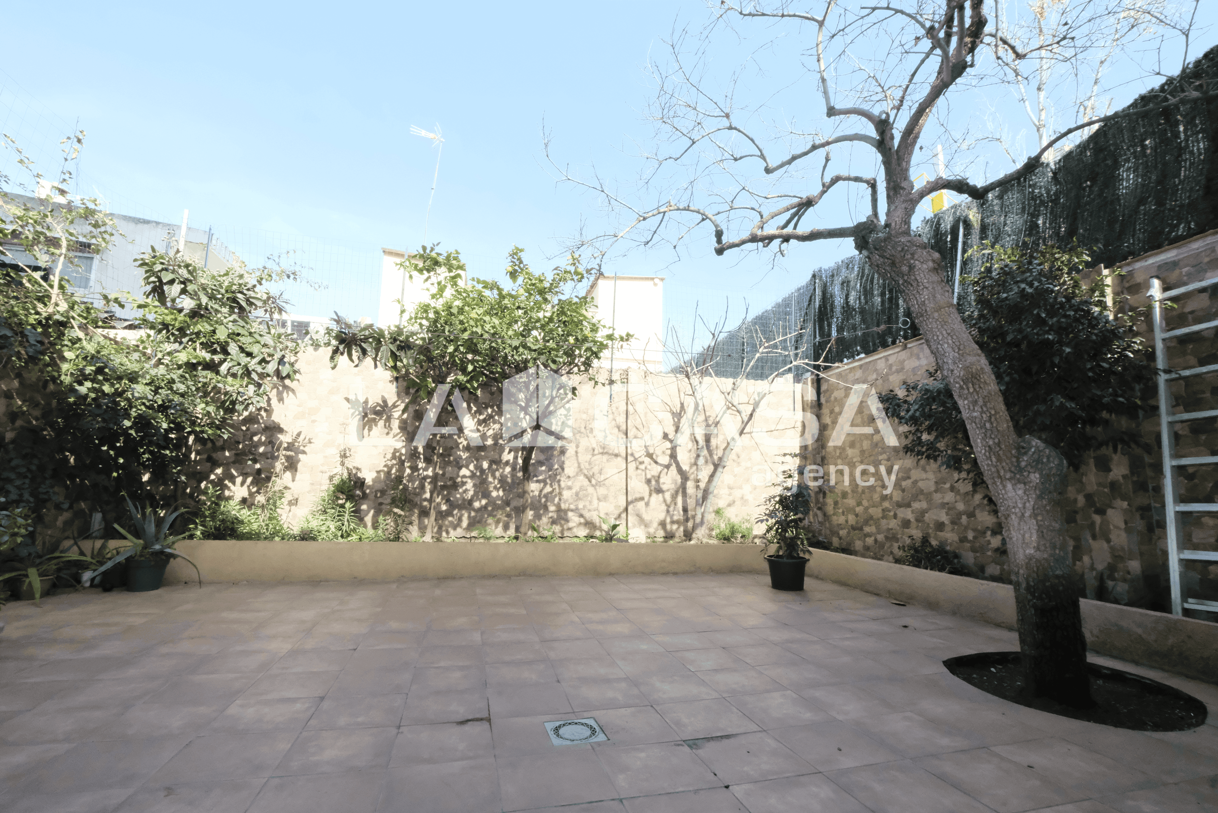 Jardí de Casa o xalet en venda en  Barcelona Capital amb Calefacció i Terrassa