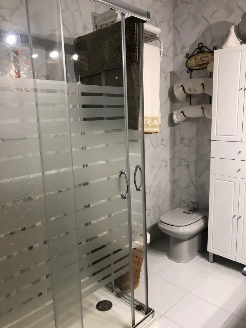 Baño de Piso en venta en Badajoz con Terraza, Trastero y Horno