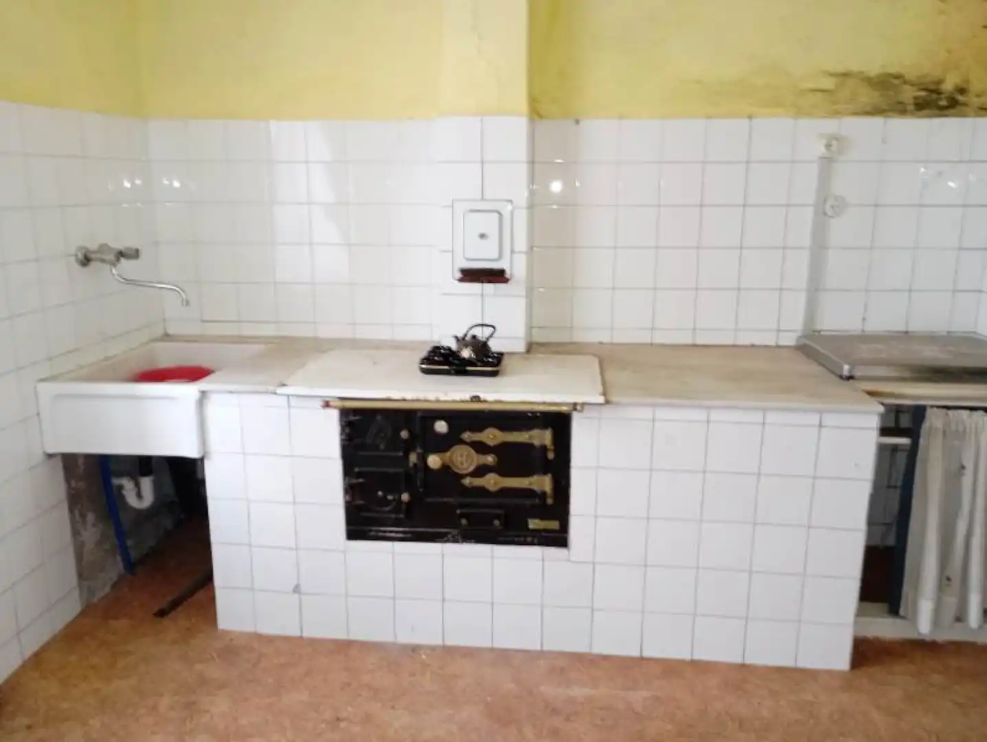 Cuina de Casa o xalet en venda en Cartes amb Jardí privat, Traster i Balcó