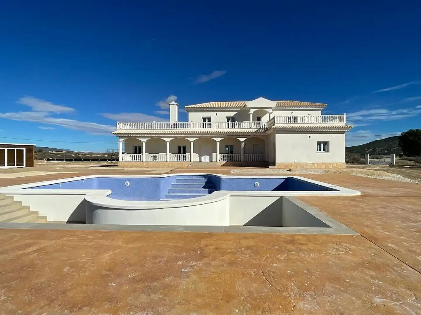Villa zum Verkauf in El Pinós / Pinoso, imagen 2