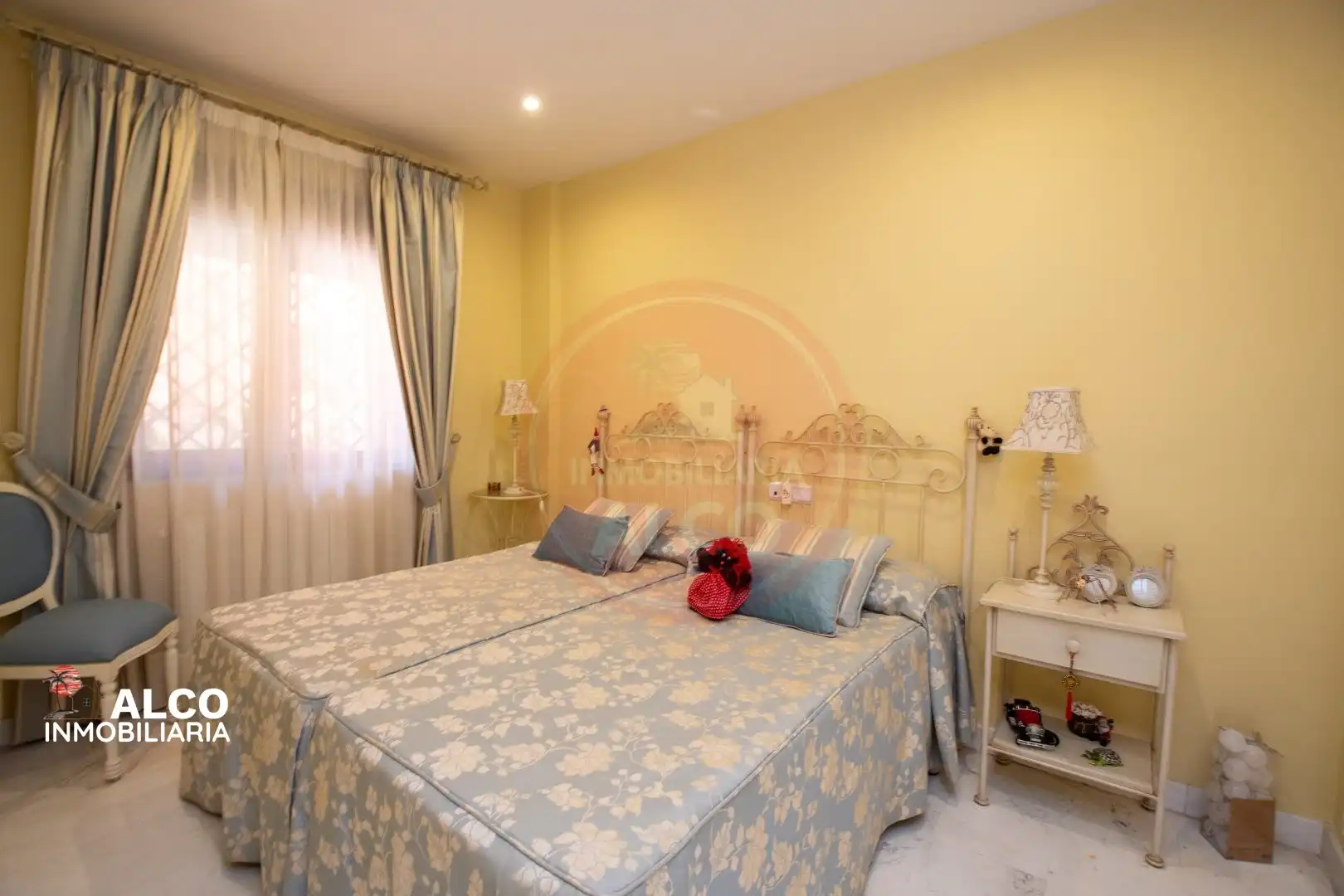 Dormitori de Casa adosada en venda en Motril amb Aire condicionat, Terrassa i Piscina