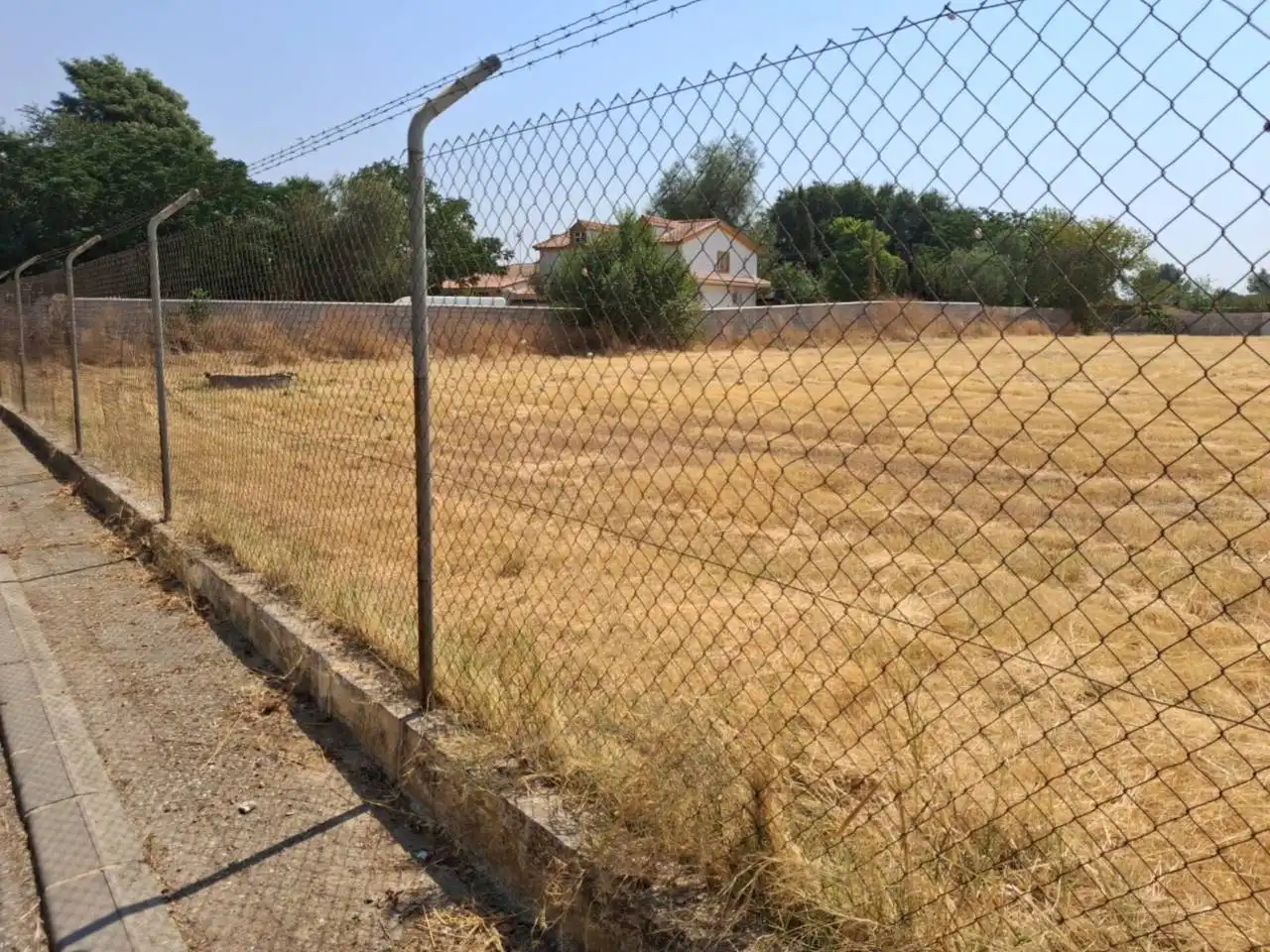 Residential land for sale in Calle Urbanizacion la Celada 192