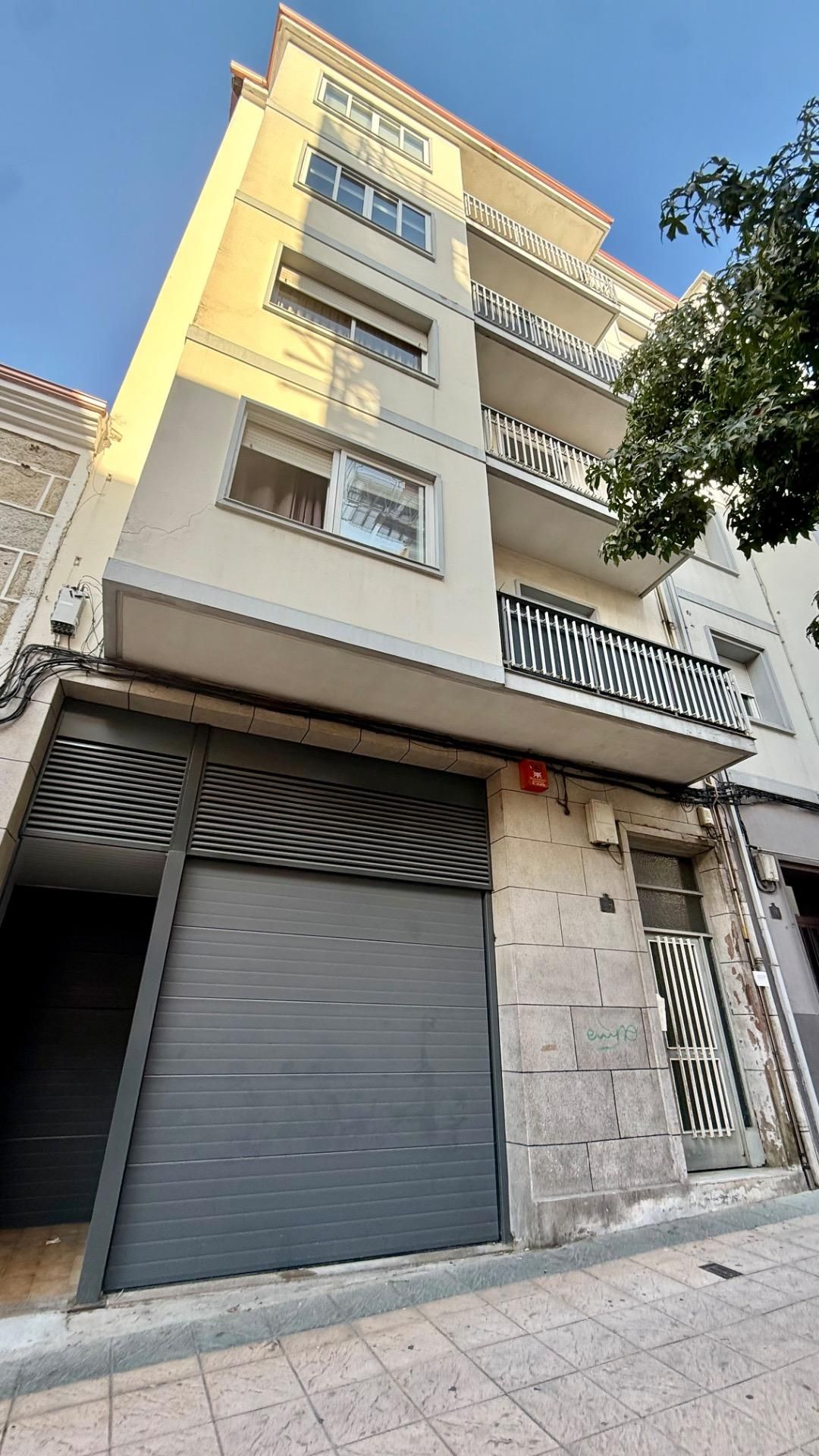 Exterior view of Flat for sale in Ourense Capital   with Heating, Terrace and Balcony